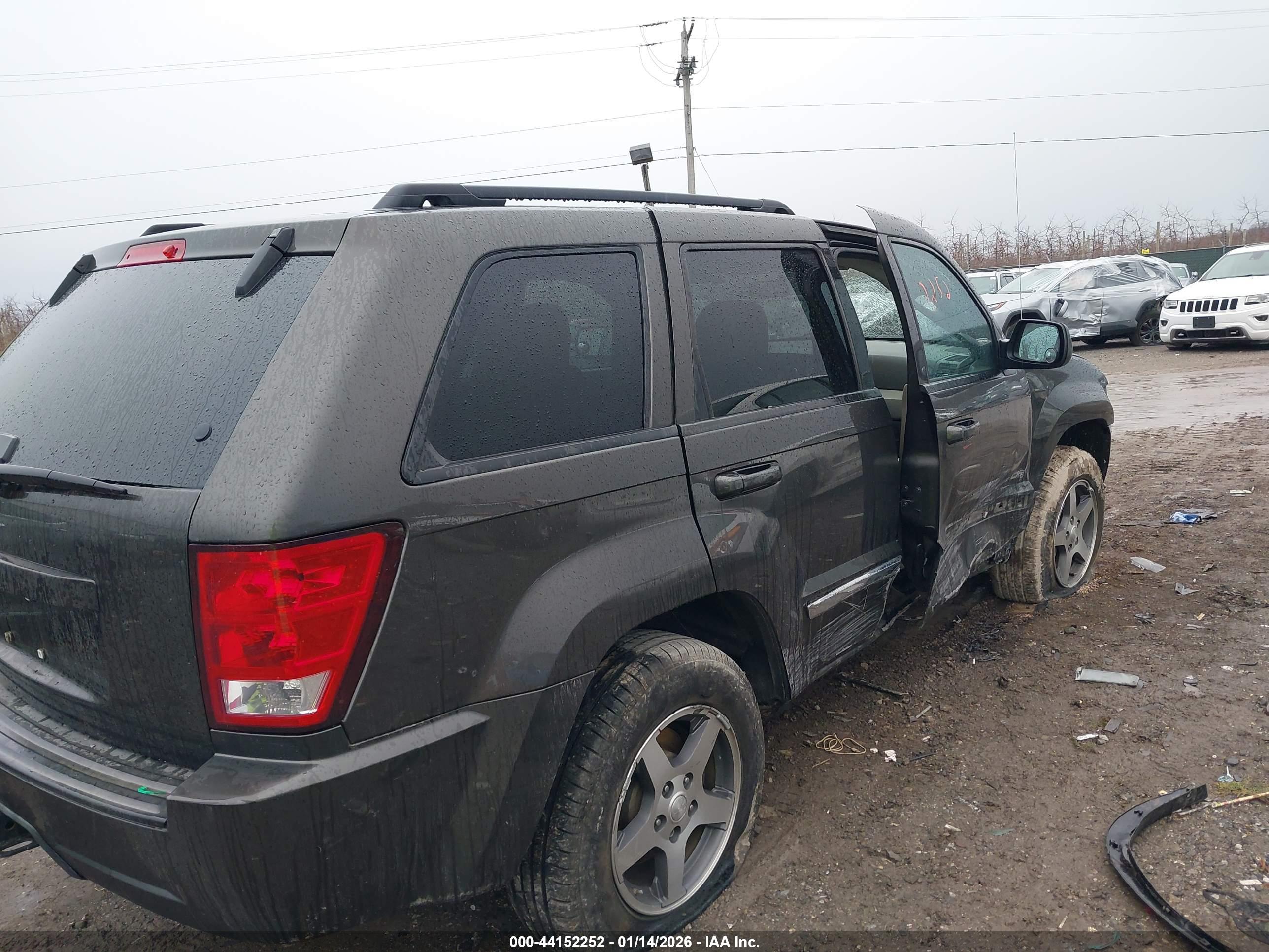 JEEP GRAND image 6