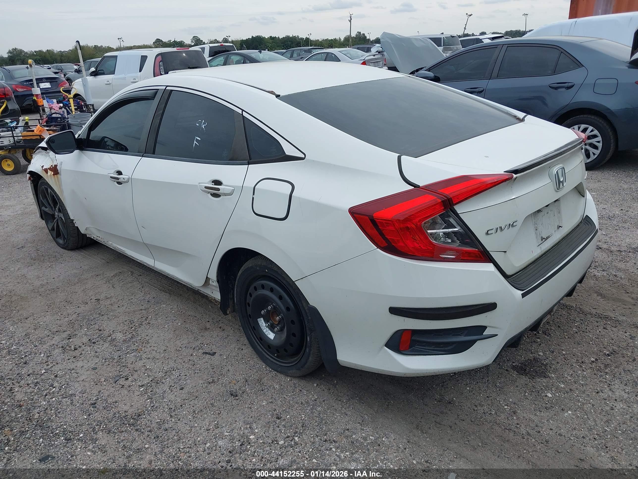 HONDA CIVIC image 3