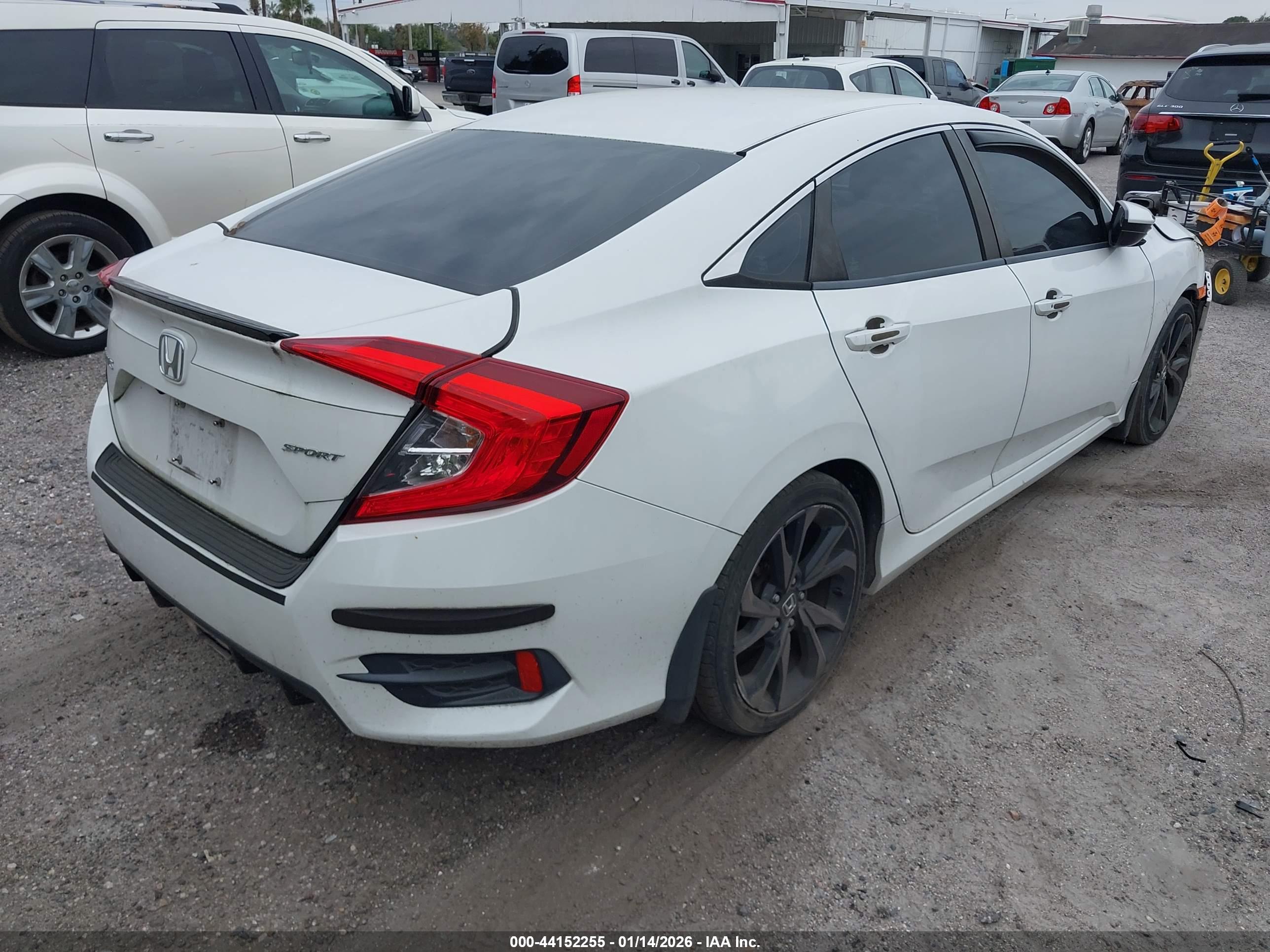 HONDA CIVIC image 4