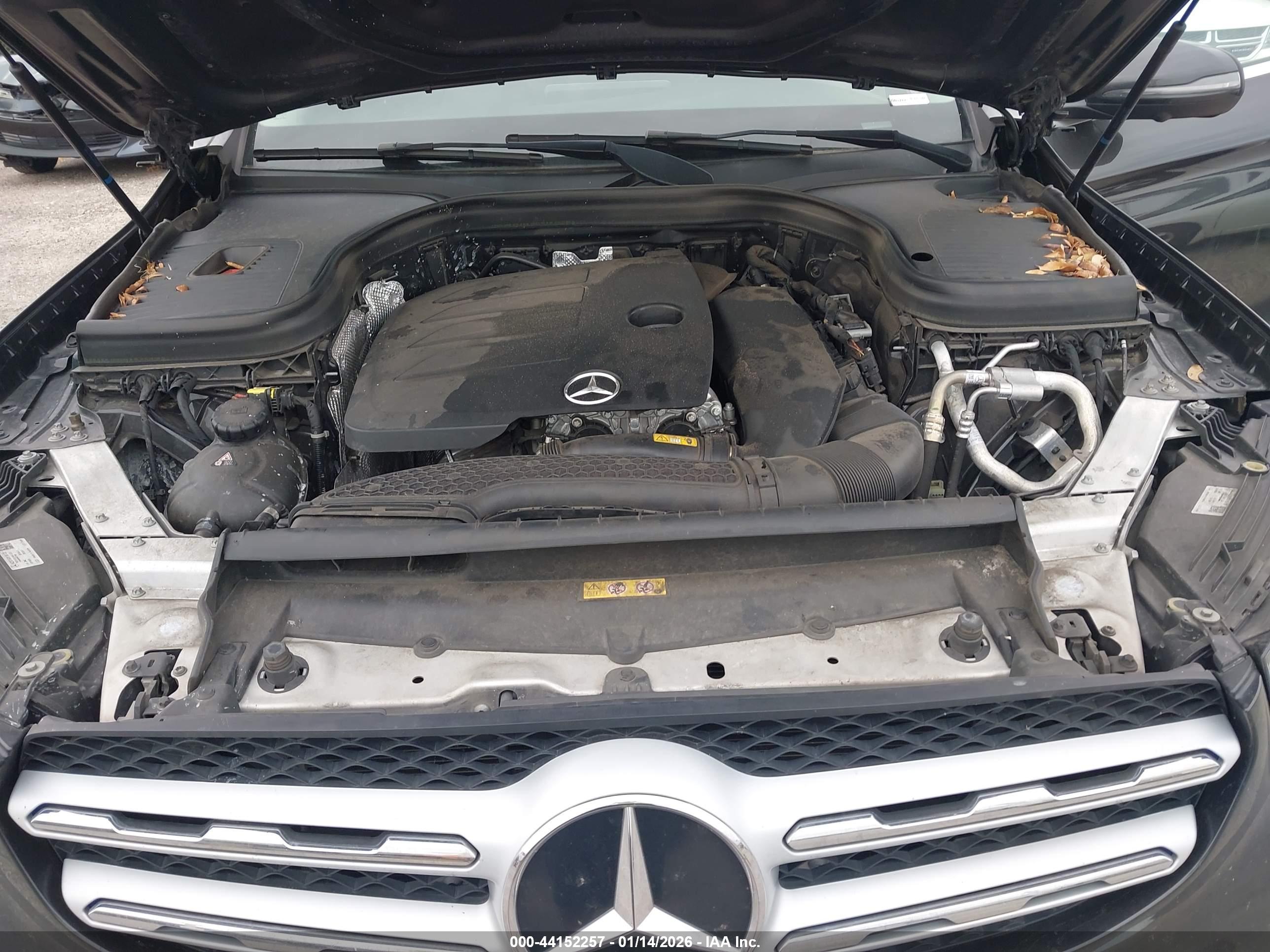 MERCEDES-BENZ GLC image 10