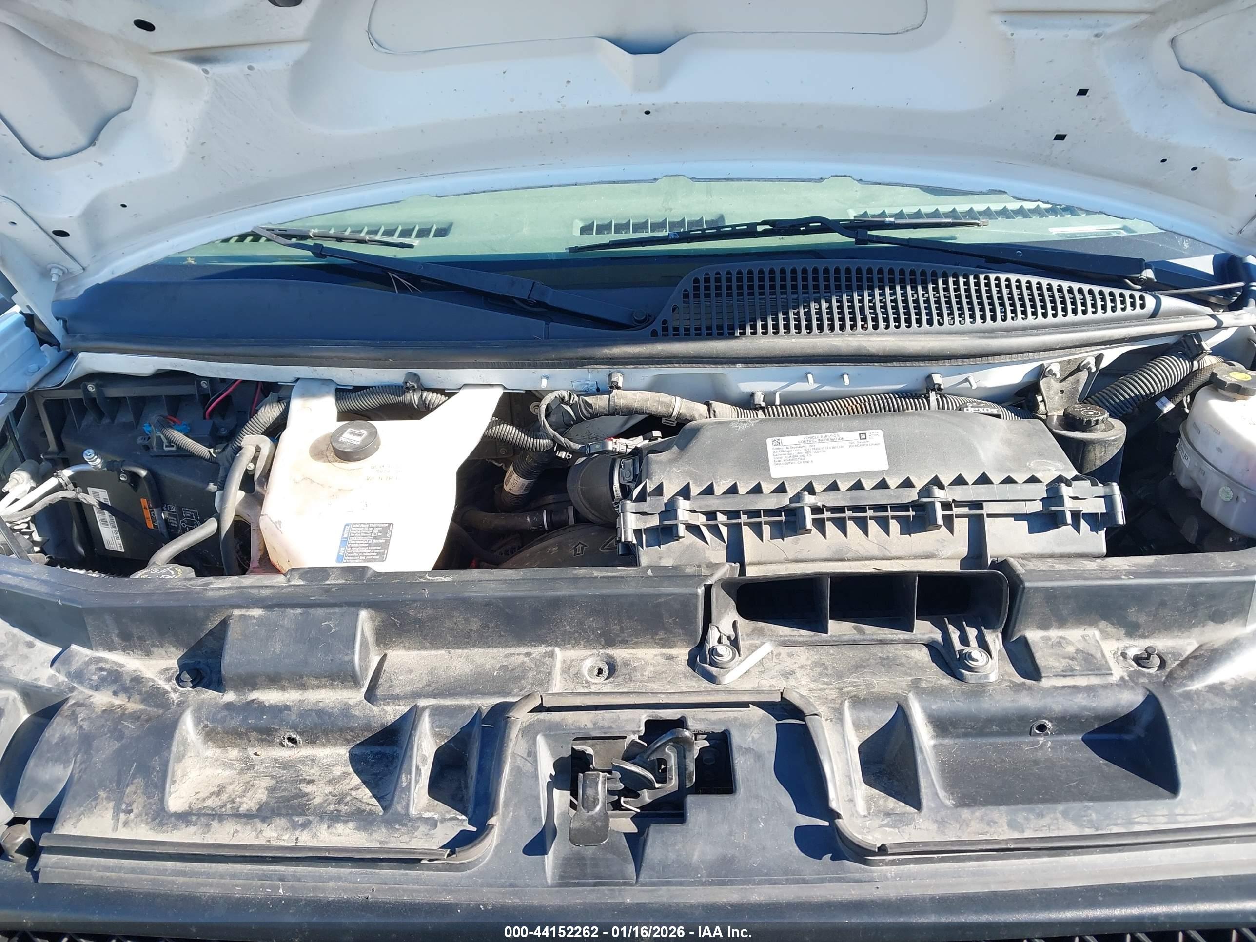 CHEVROLET EXPRESS image 10