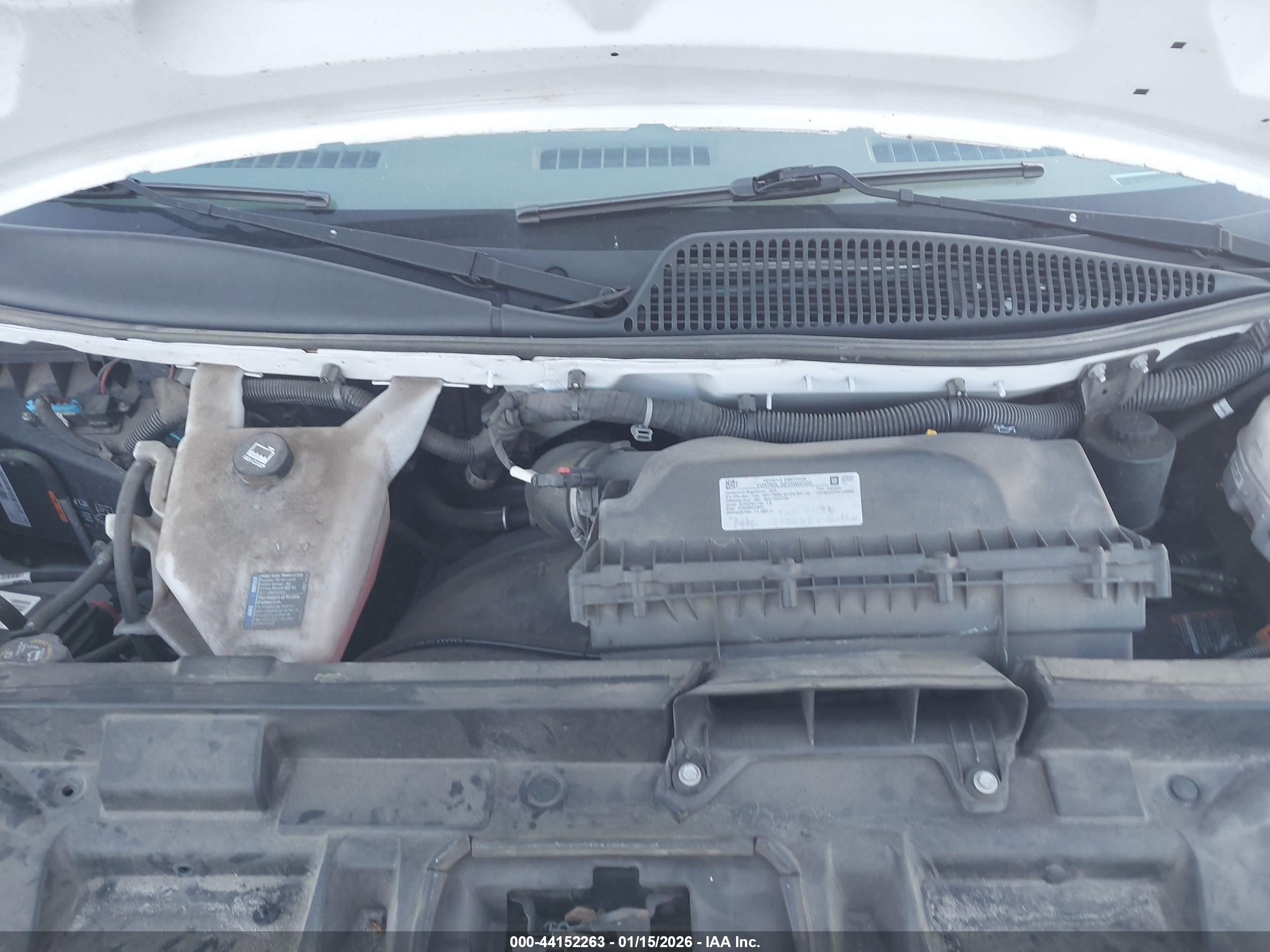 CHEVROLET EXPRESS image 10