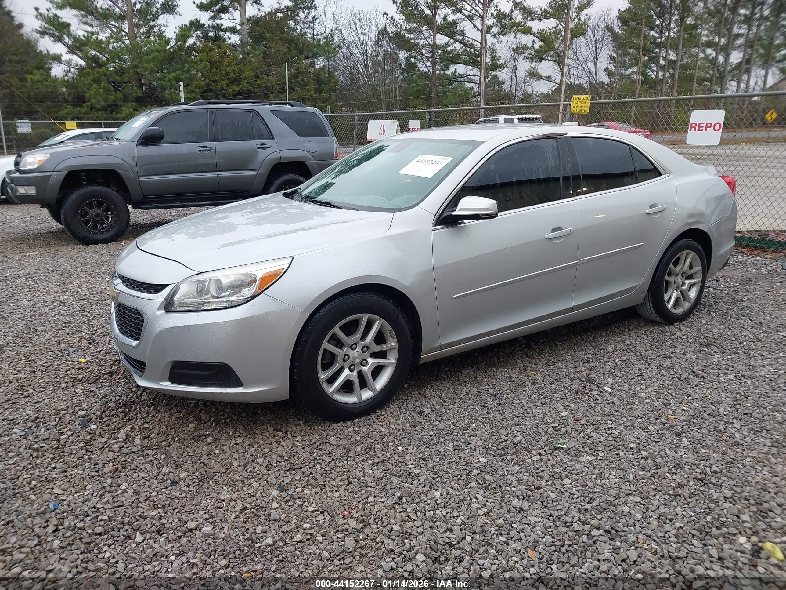 CHEVROLET MALIBU image 2