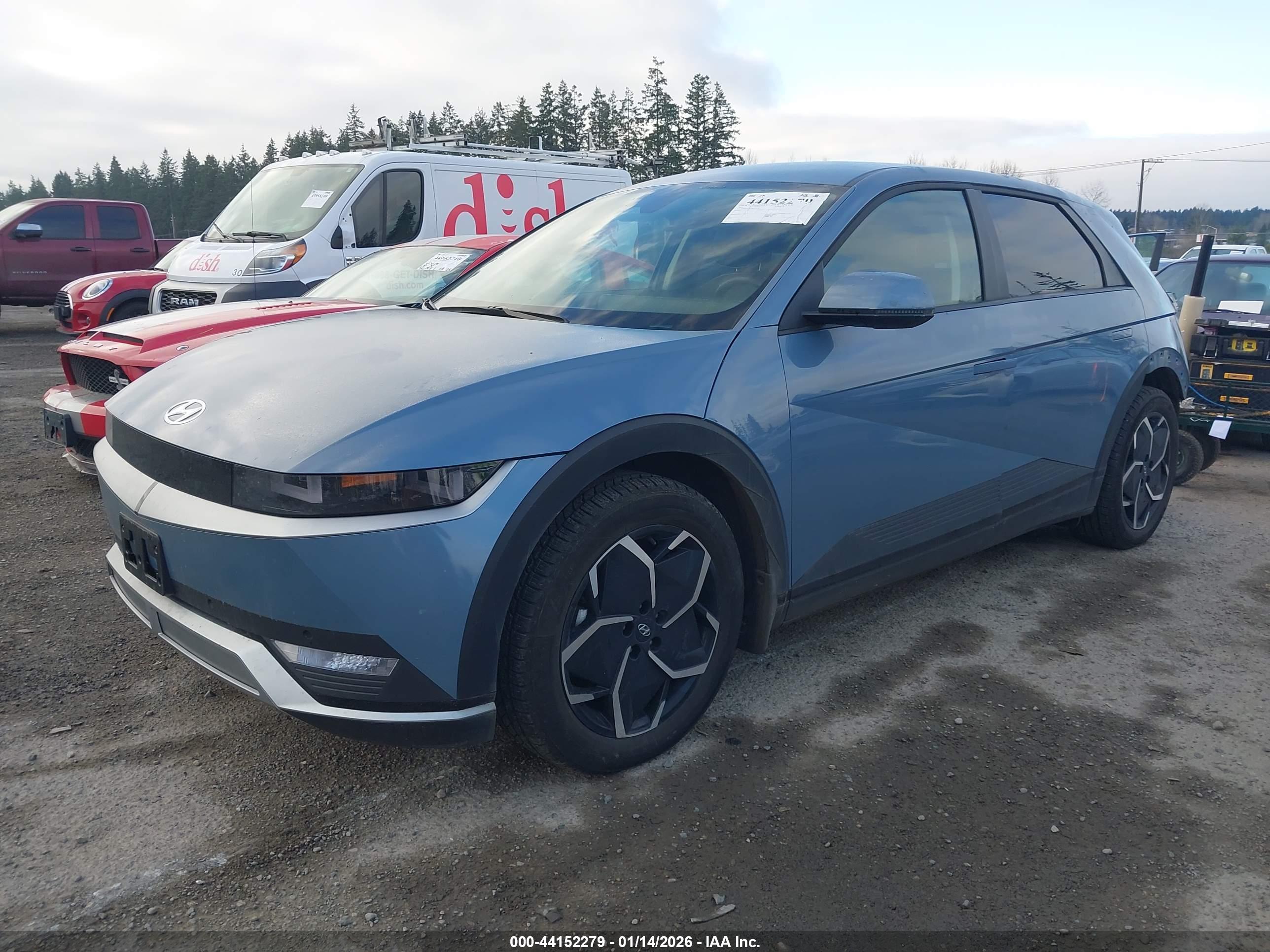 HYUNDAI IONIQ image 2
