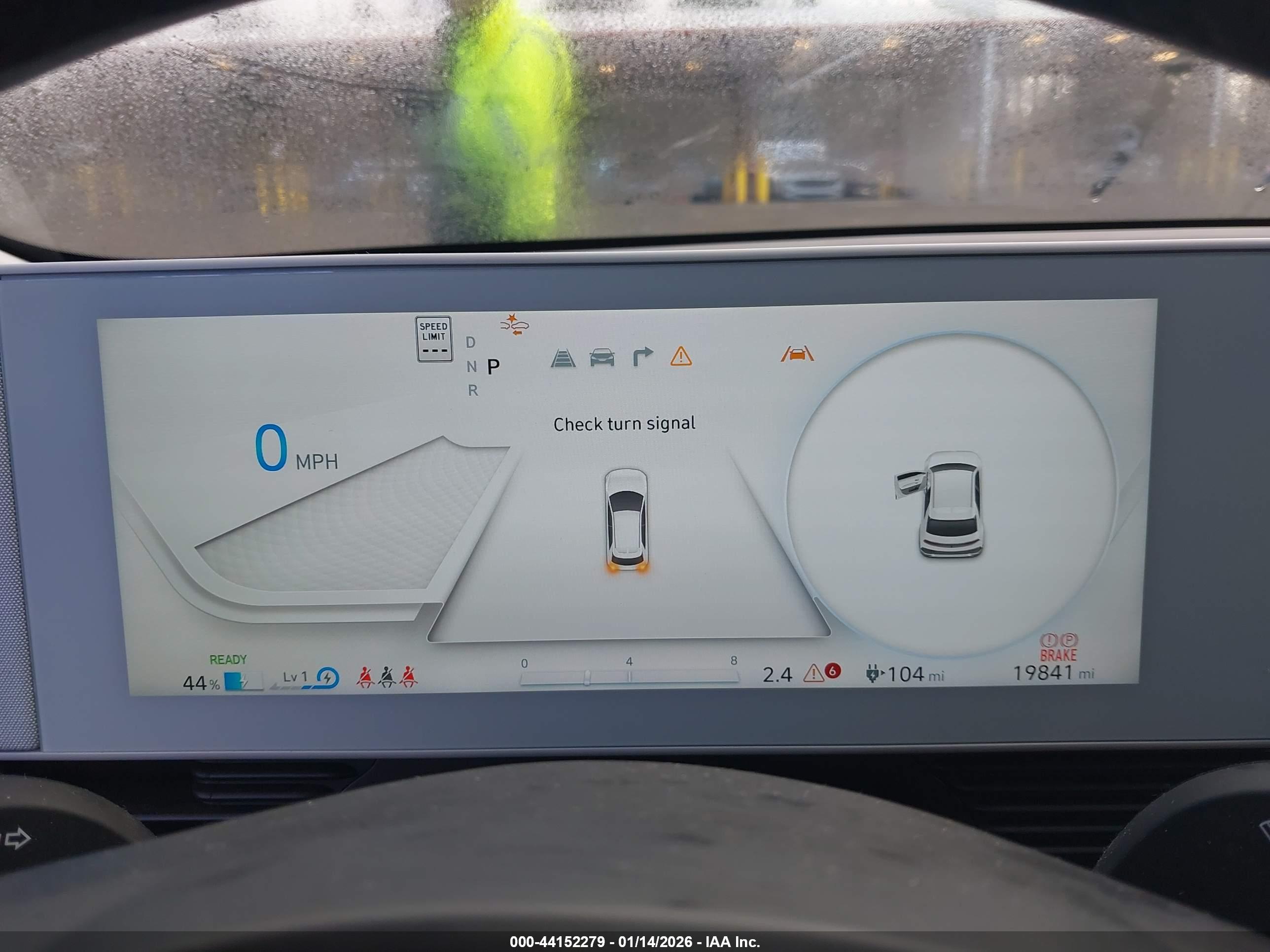 HYUNDAI IONIQ image 7