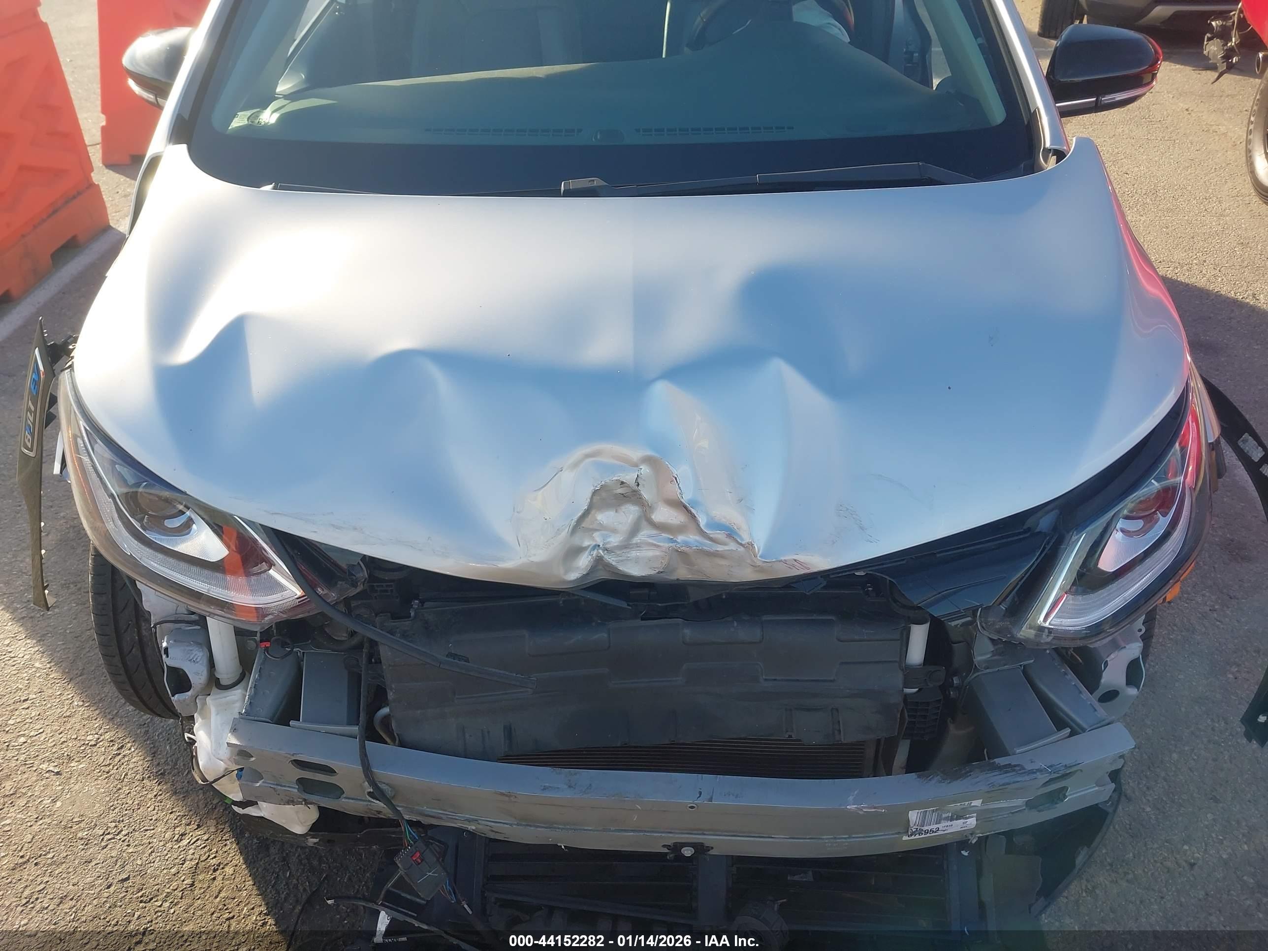 CHEVROLET BOLT image 10