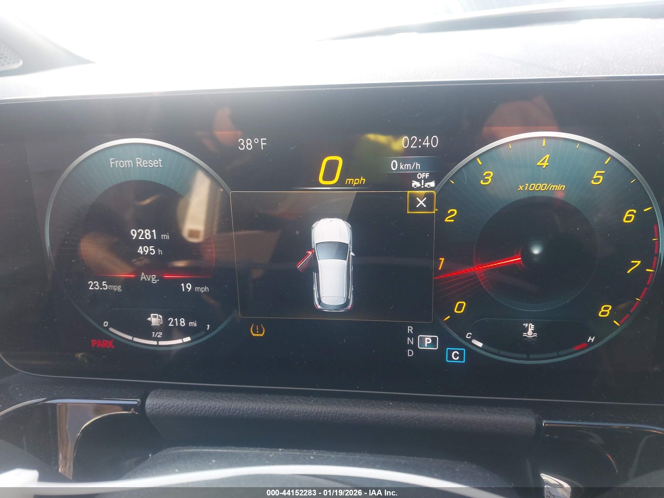 MERCEDES-BENZ GLA image 7