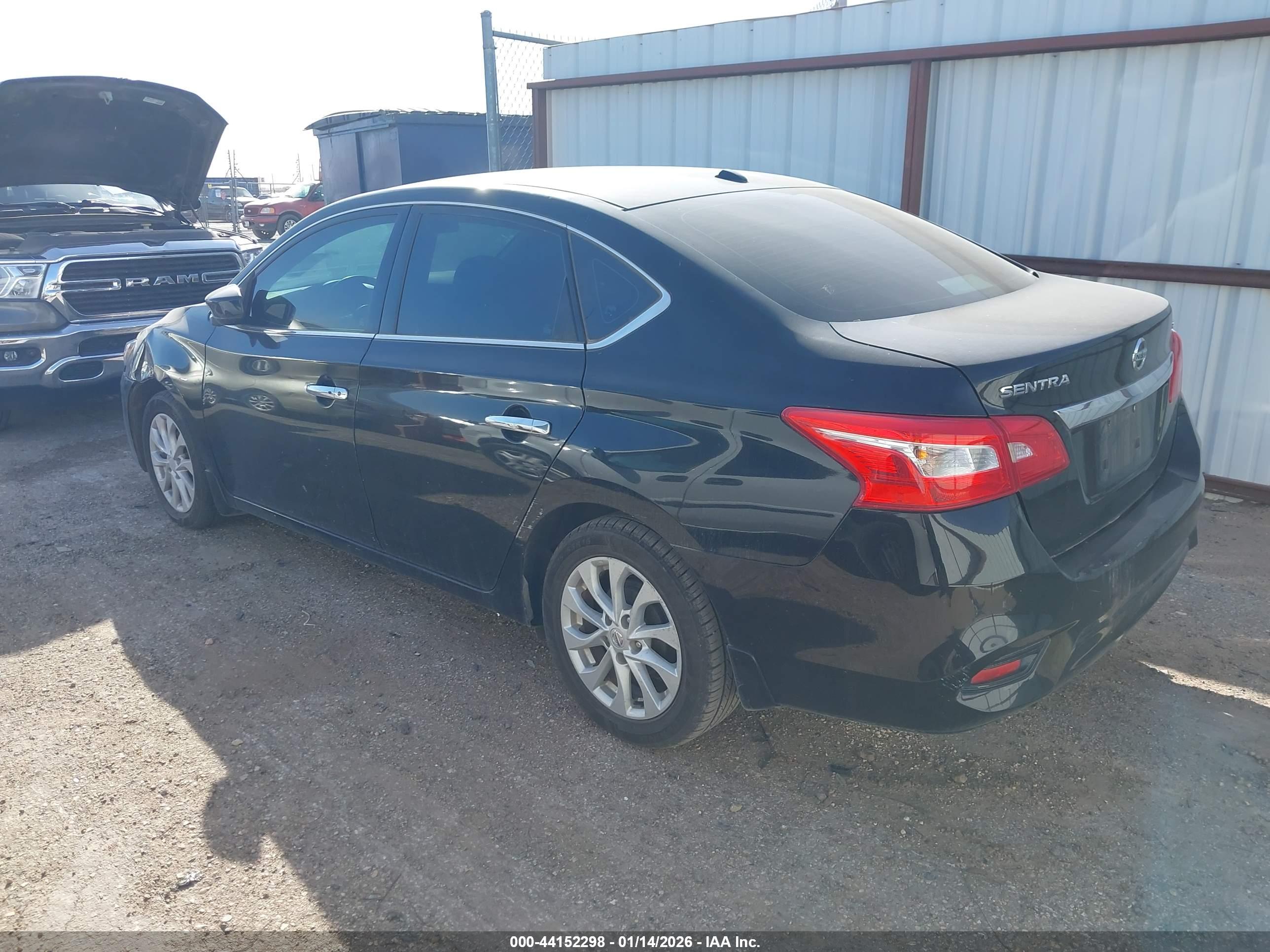 NISSAN SENTRA image 3