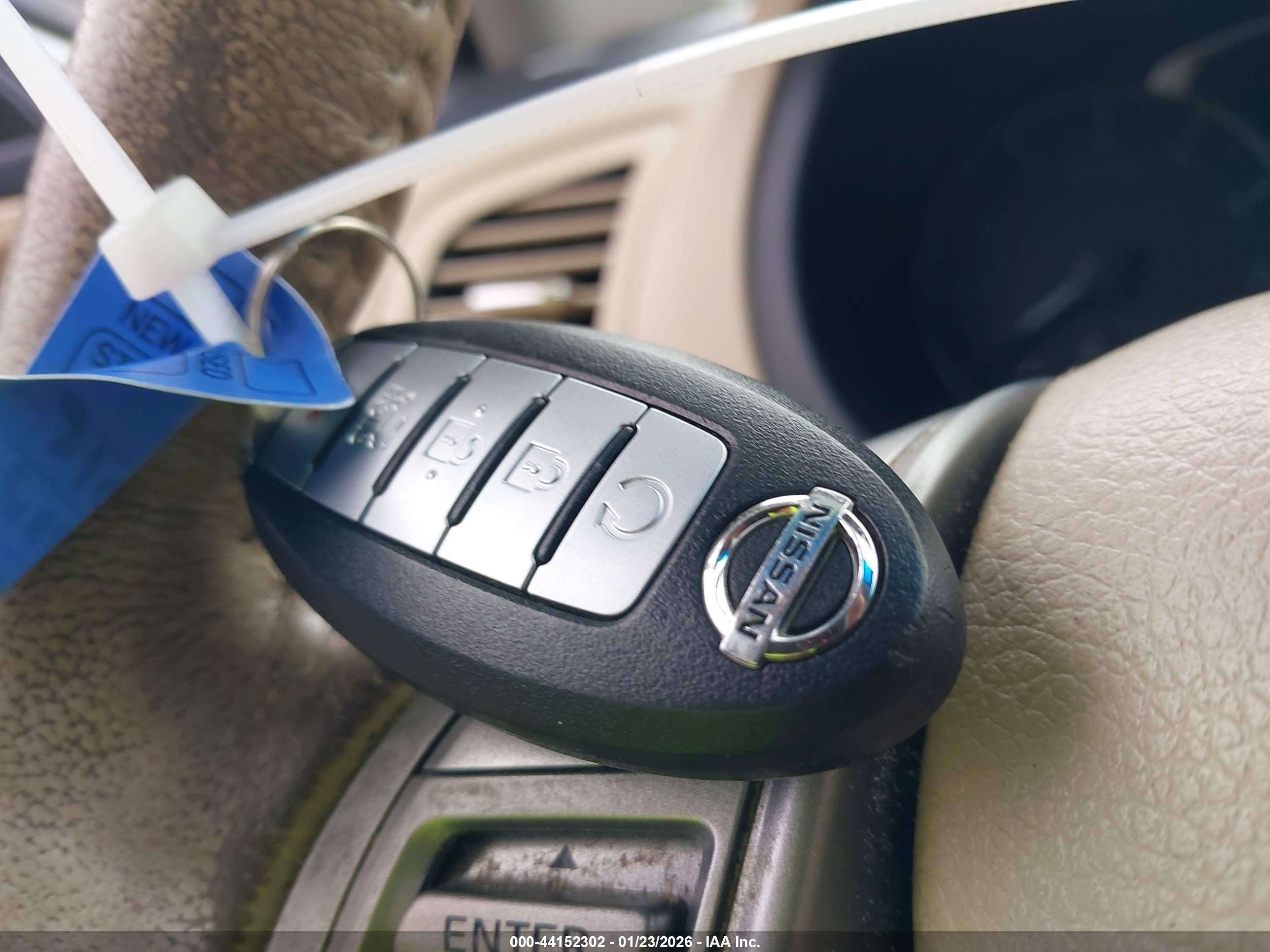 NISSAN ALTIMA image 11
