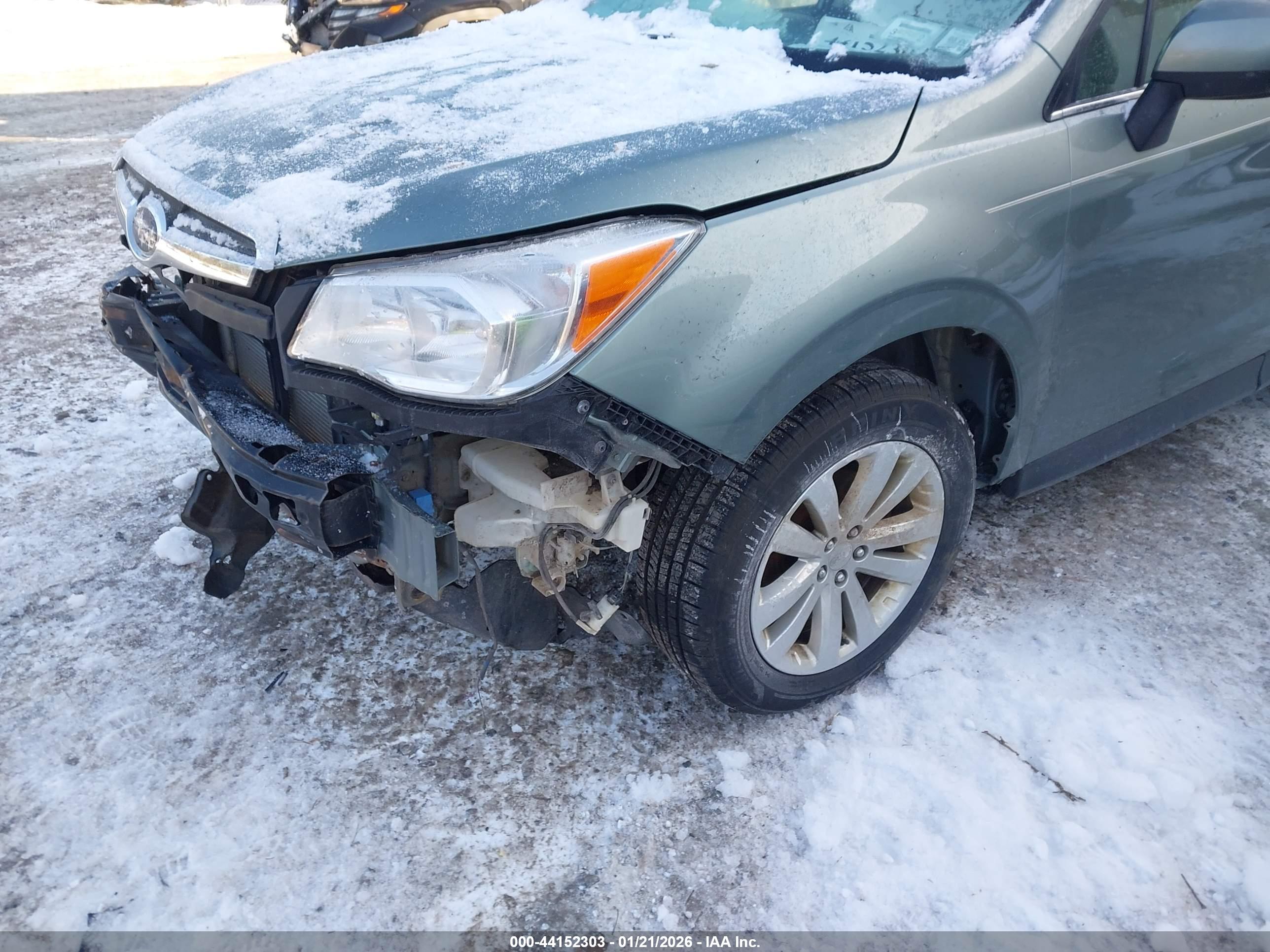 SUBARU FORESTER image 6