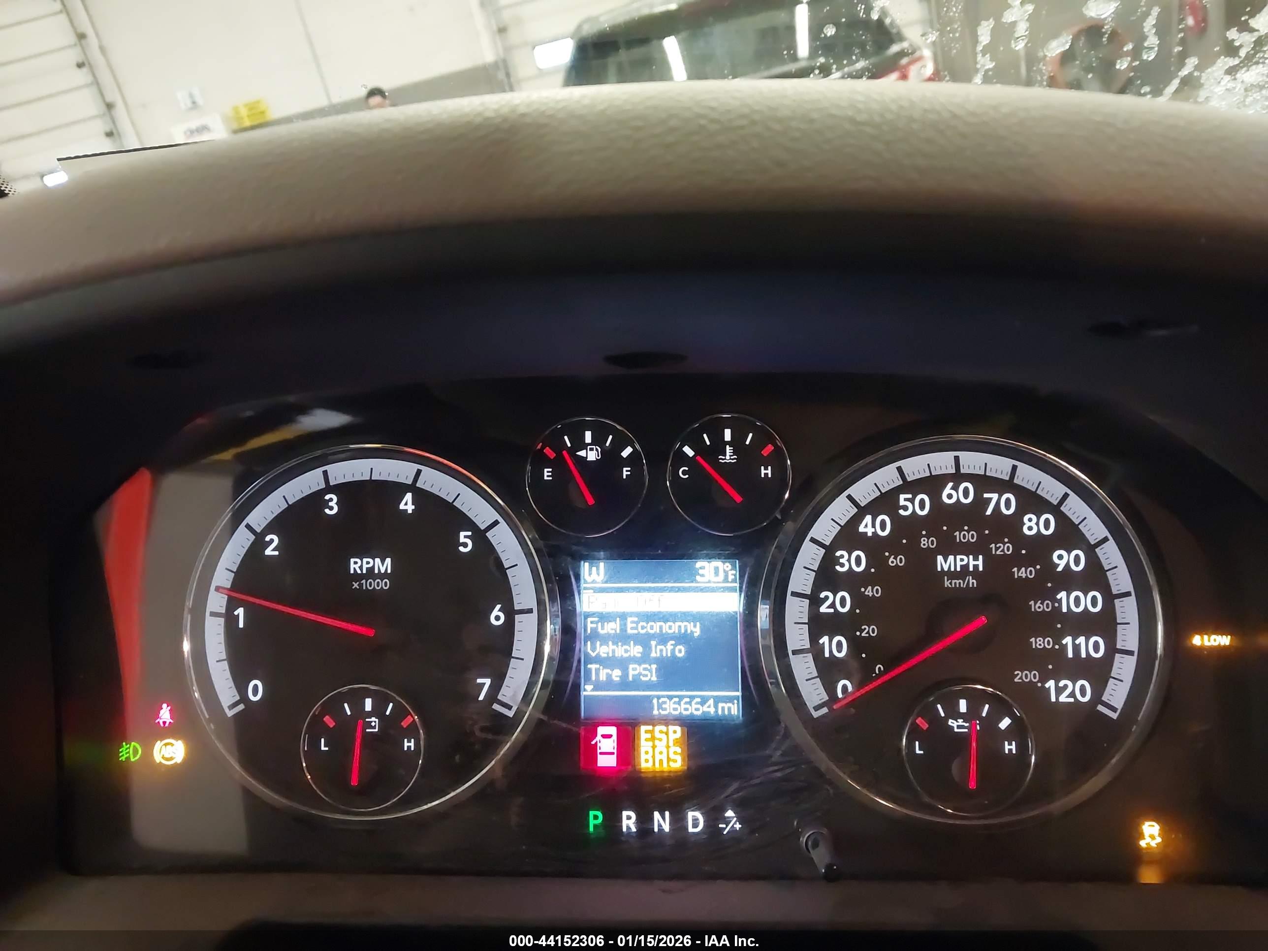 DODGE RAM image 7