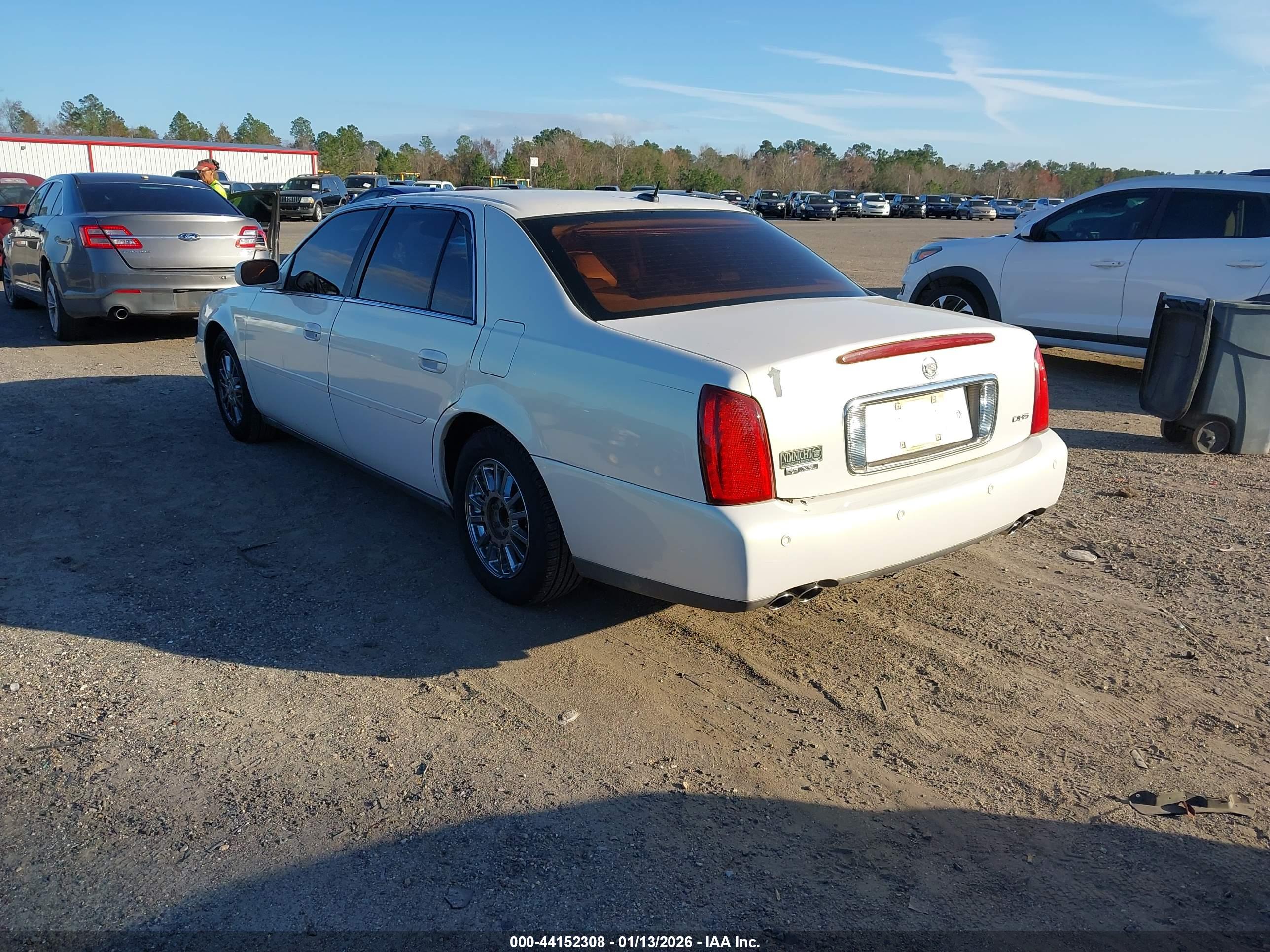 CADILLAC DEVILLE image 3