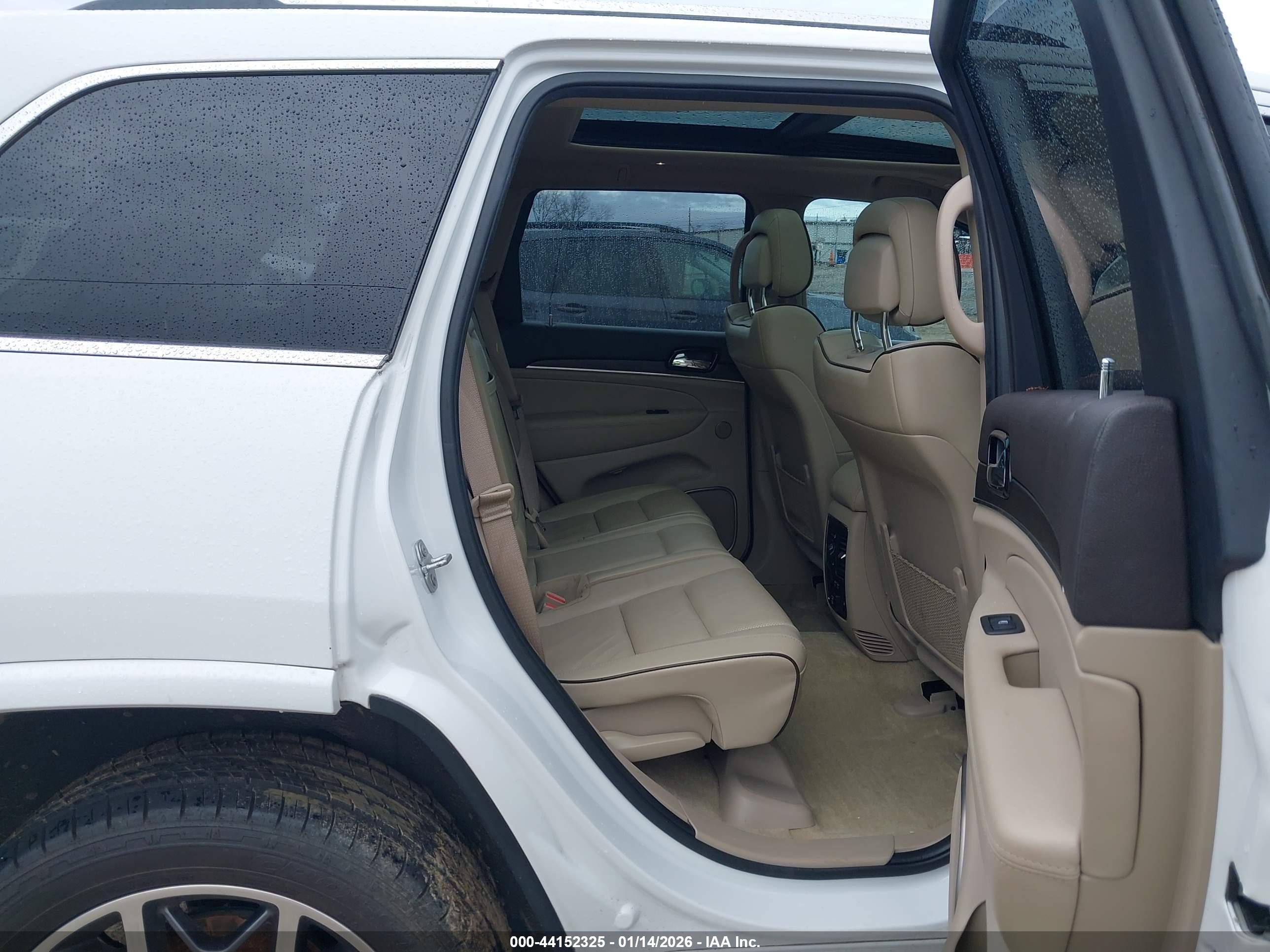 JEEP GRAND image 8