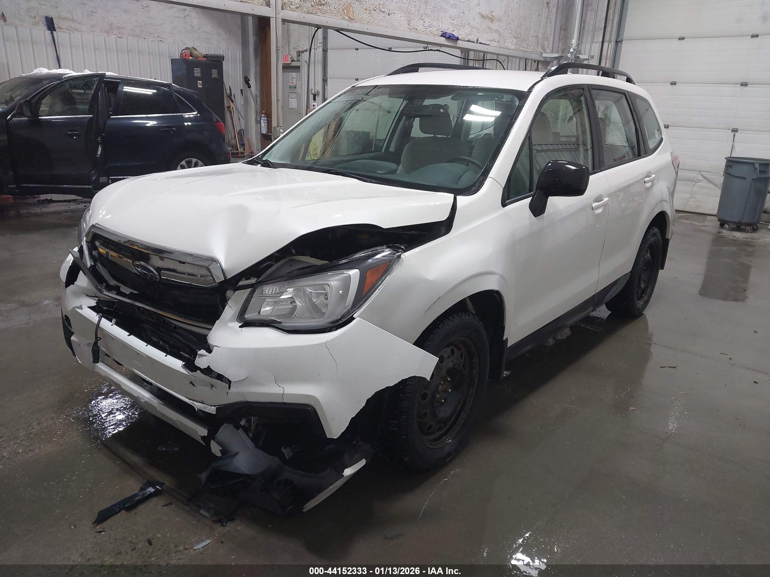SUBARU FORESTER image 2