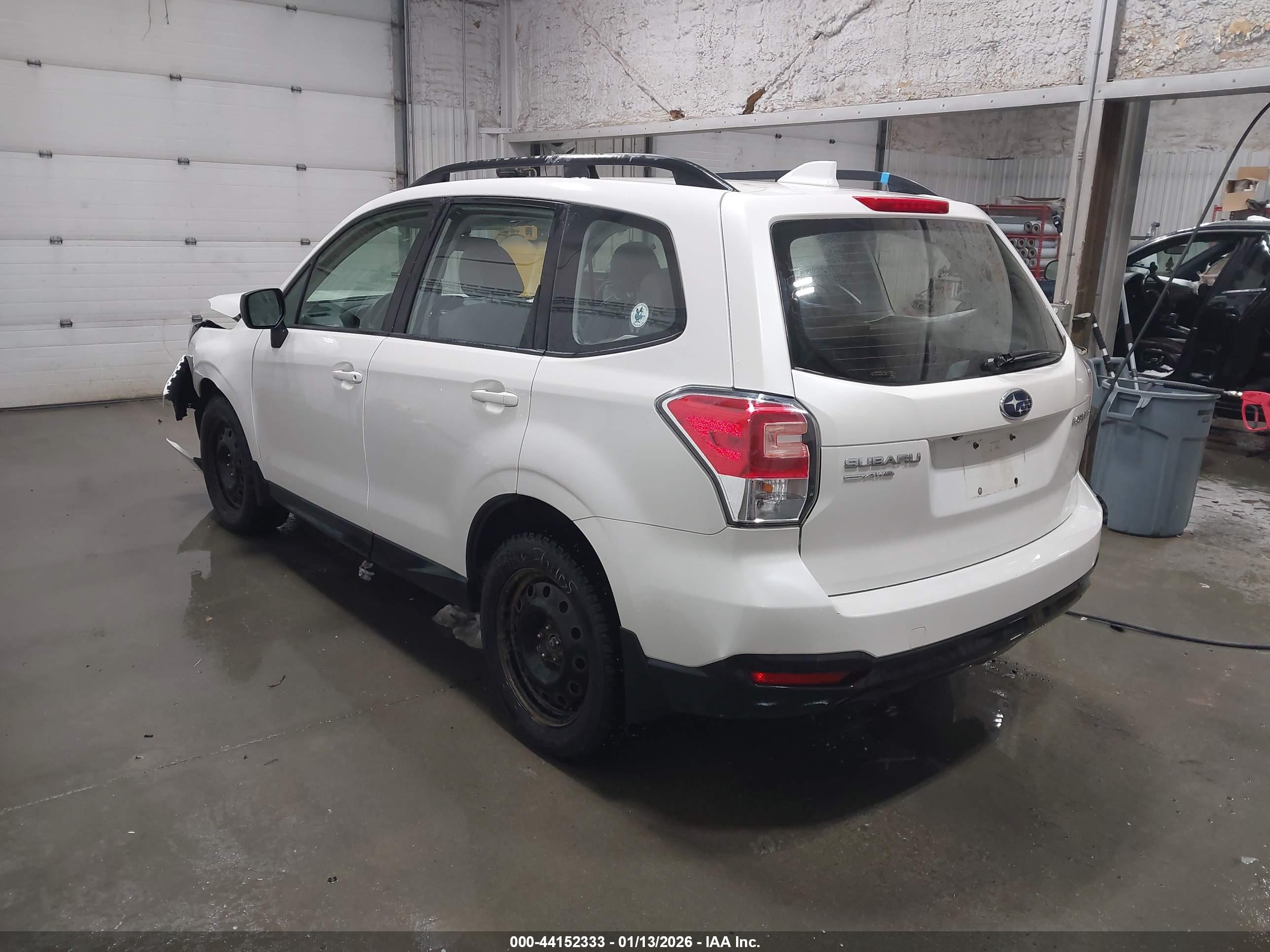 SUBARU FORESTER image 3