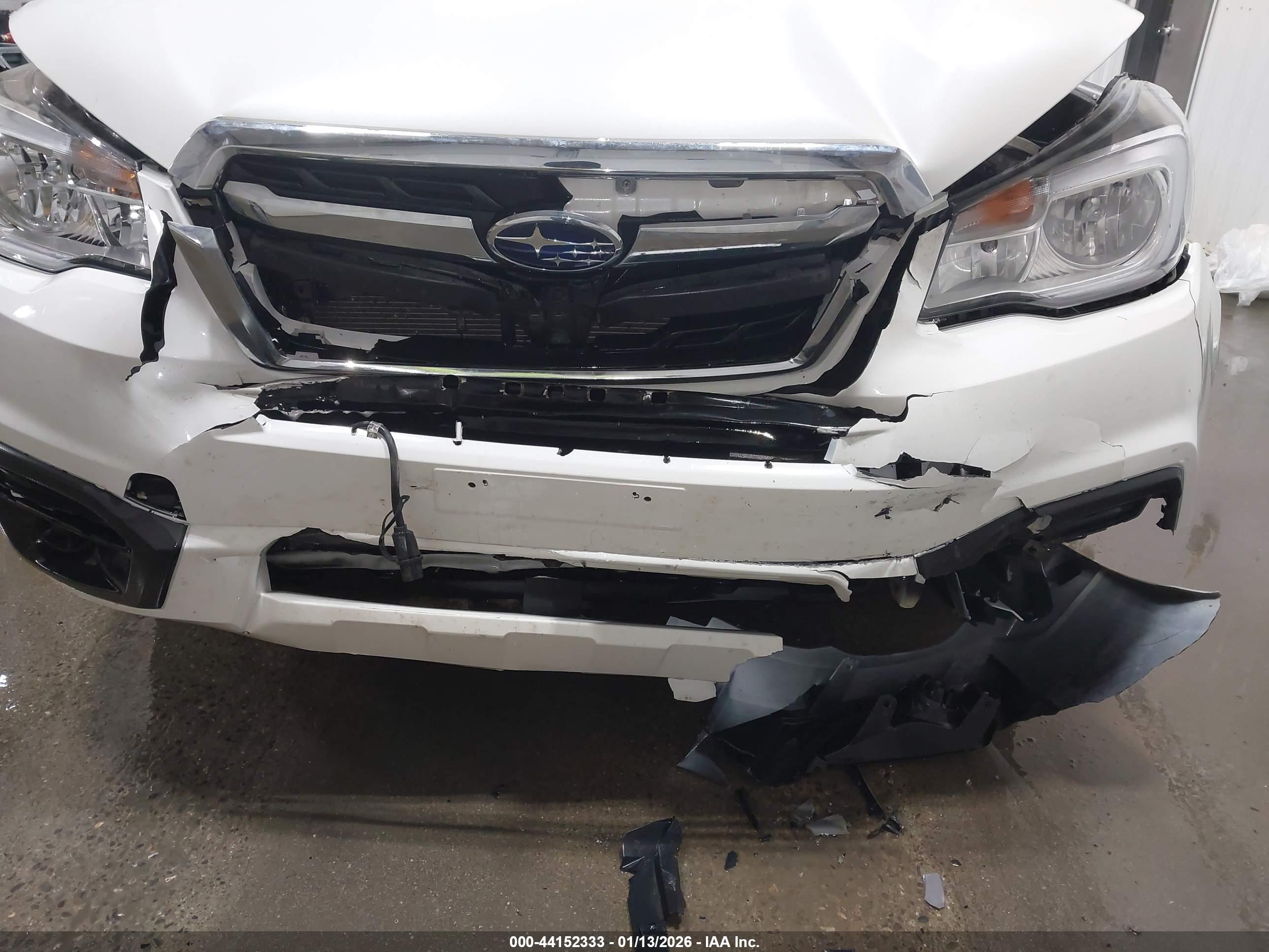 SUBARU FORESTER image 6