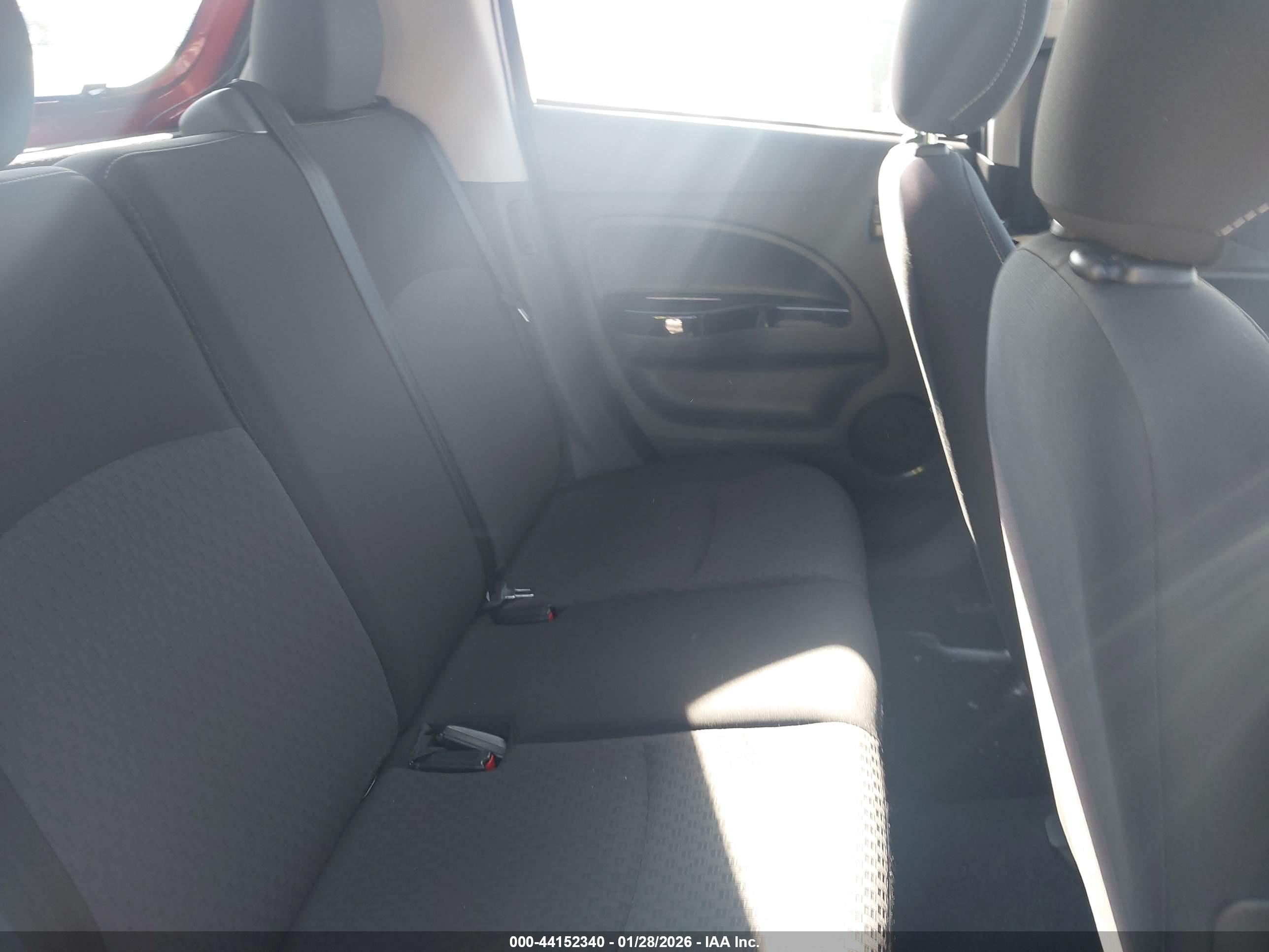 MITSUBISHI MIRAGE image 8