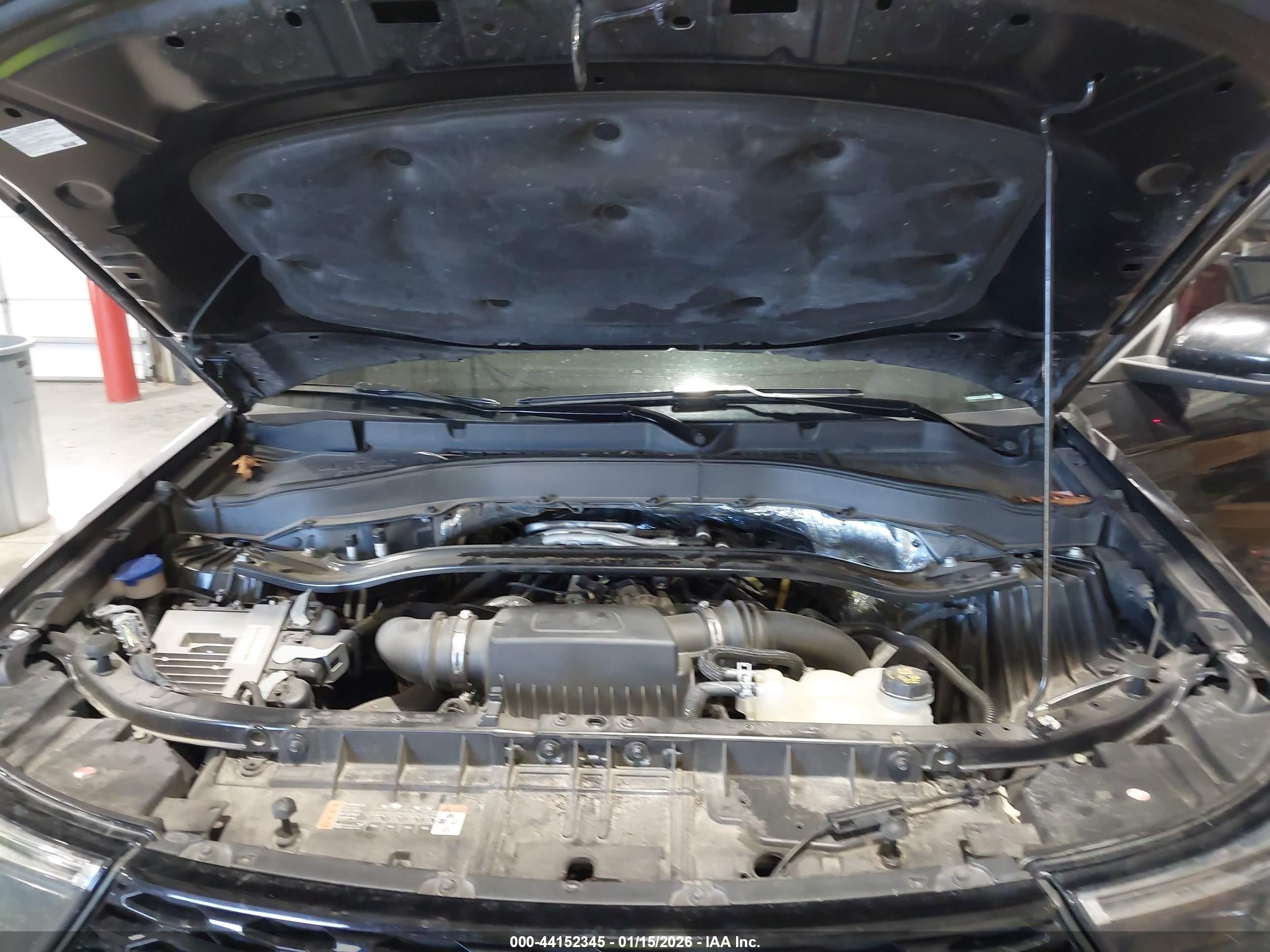FORD EXPLORER image 10