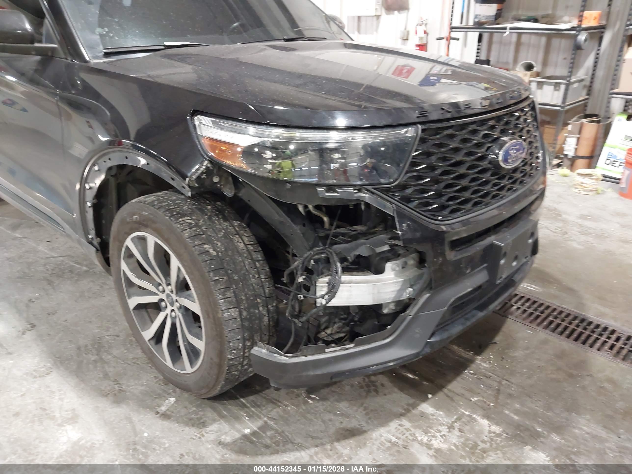 FORD EXPLORER image 6