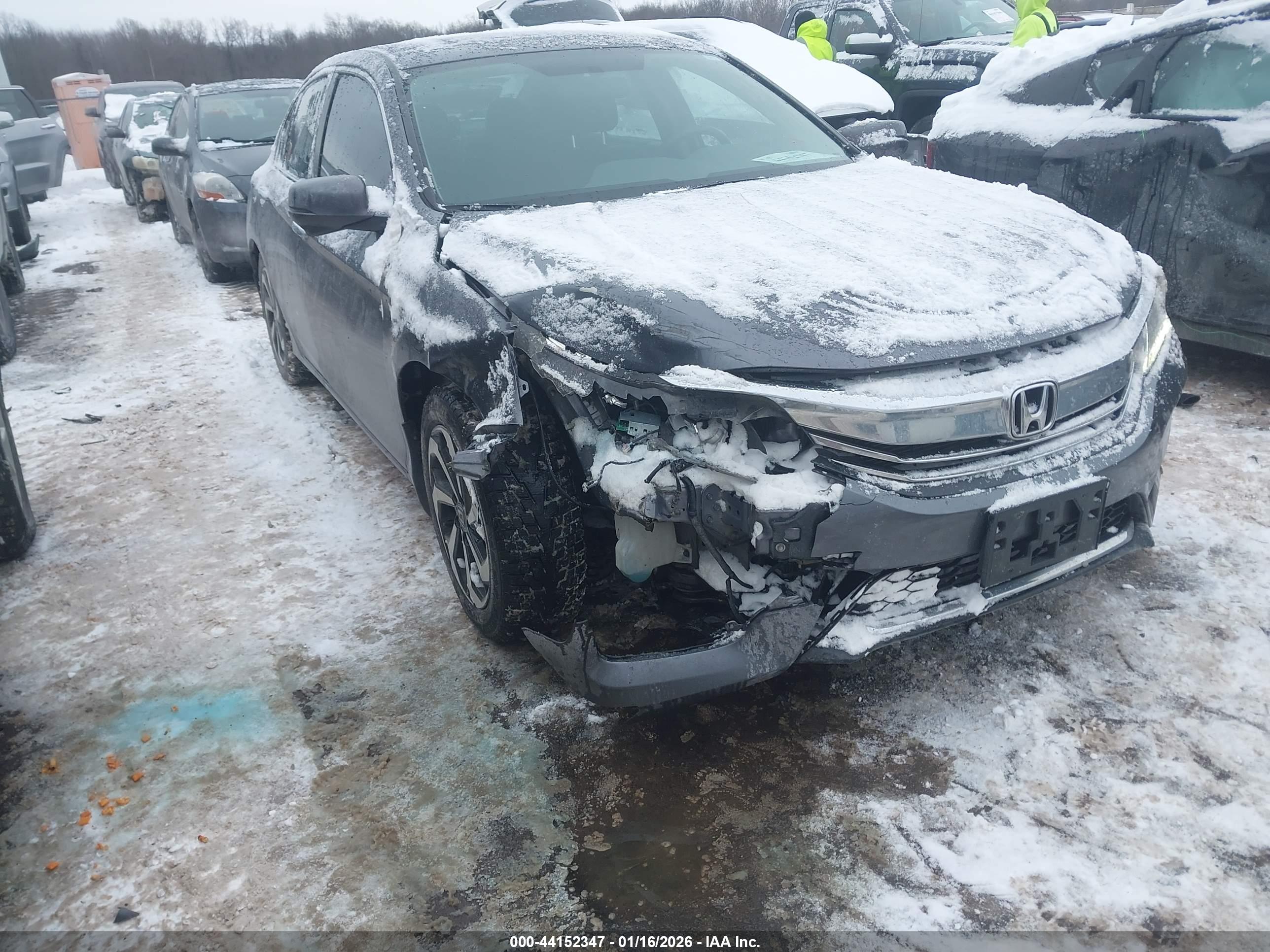 HONDA ACCORD image 6