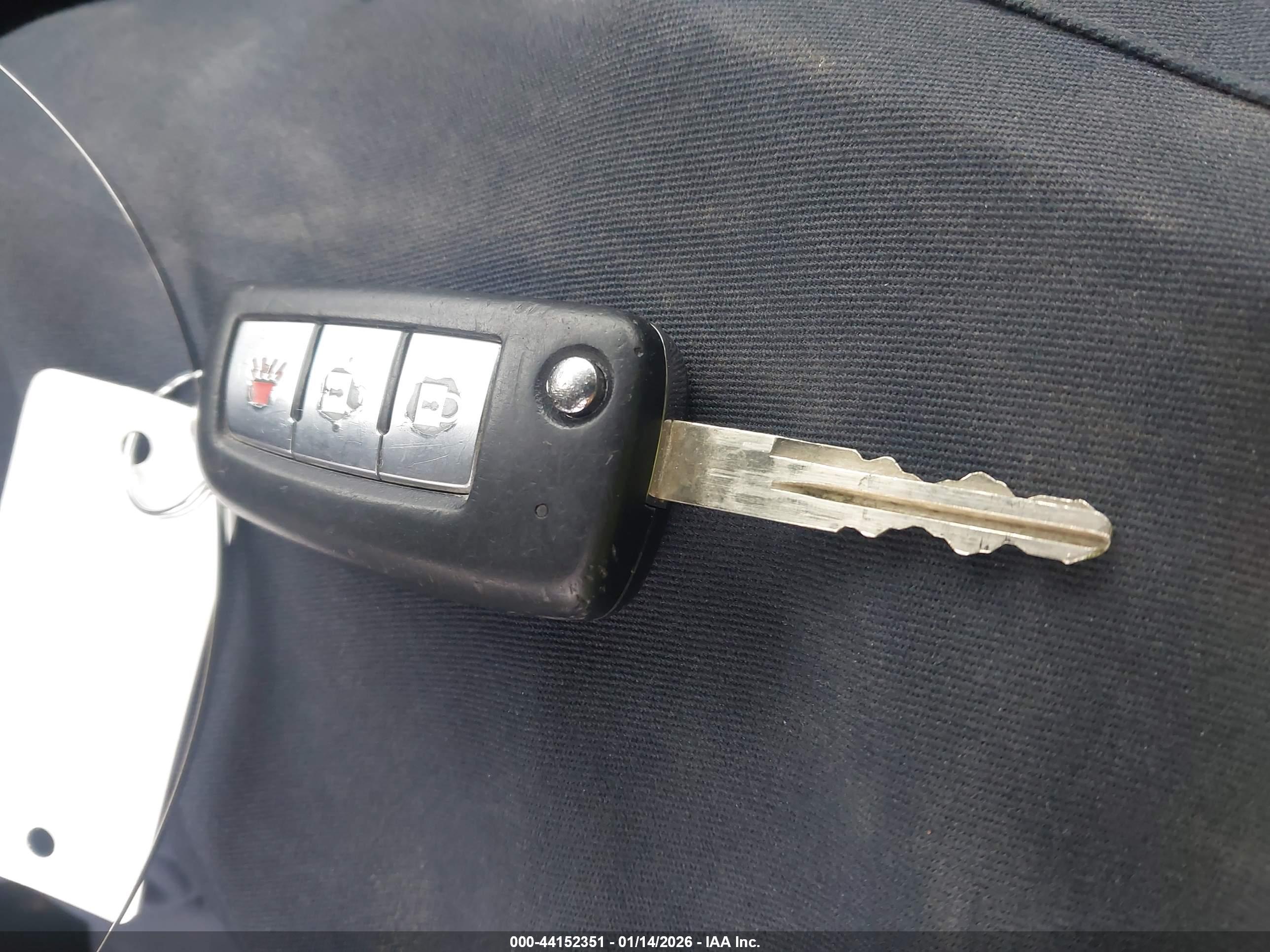 NISSAN ROGUE image 11