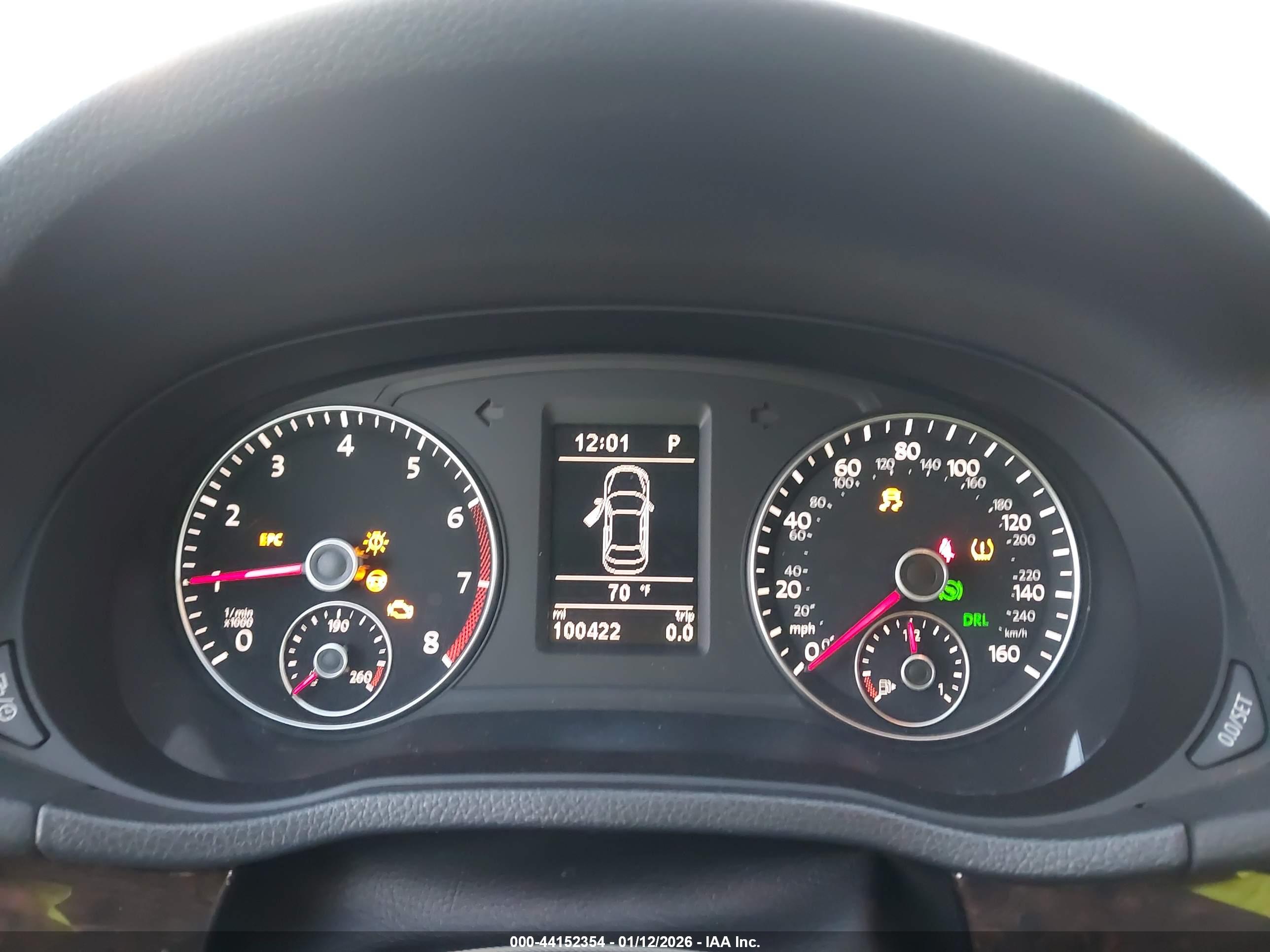 VOLKSWAGEN PASSAT image 7