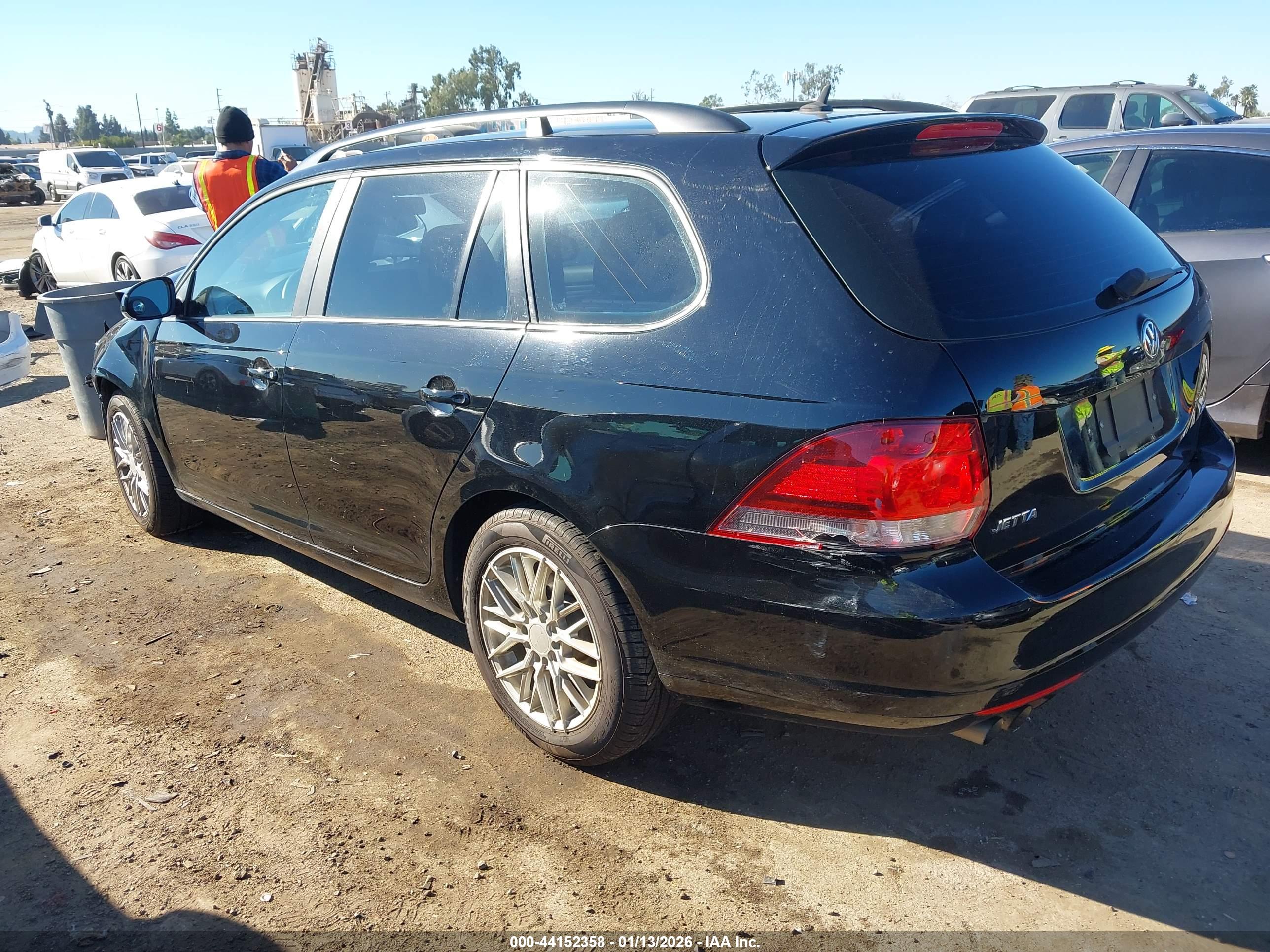 VOLKSWAGEN JETTA image 3