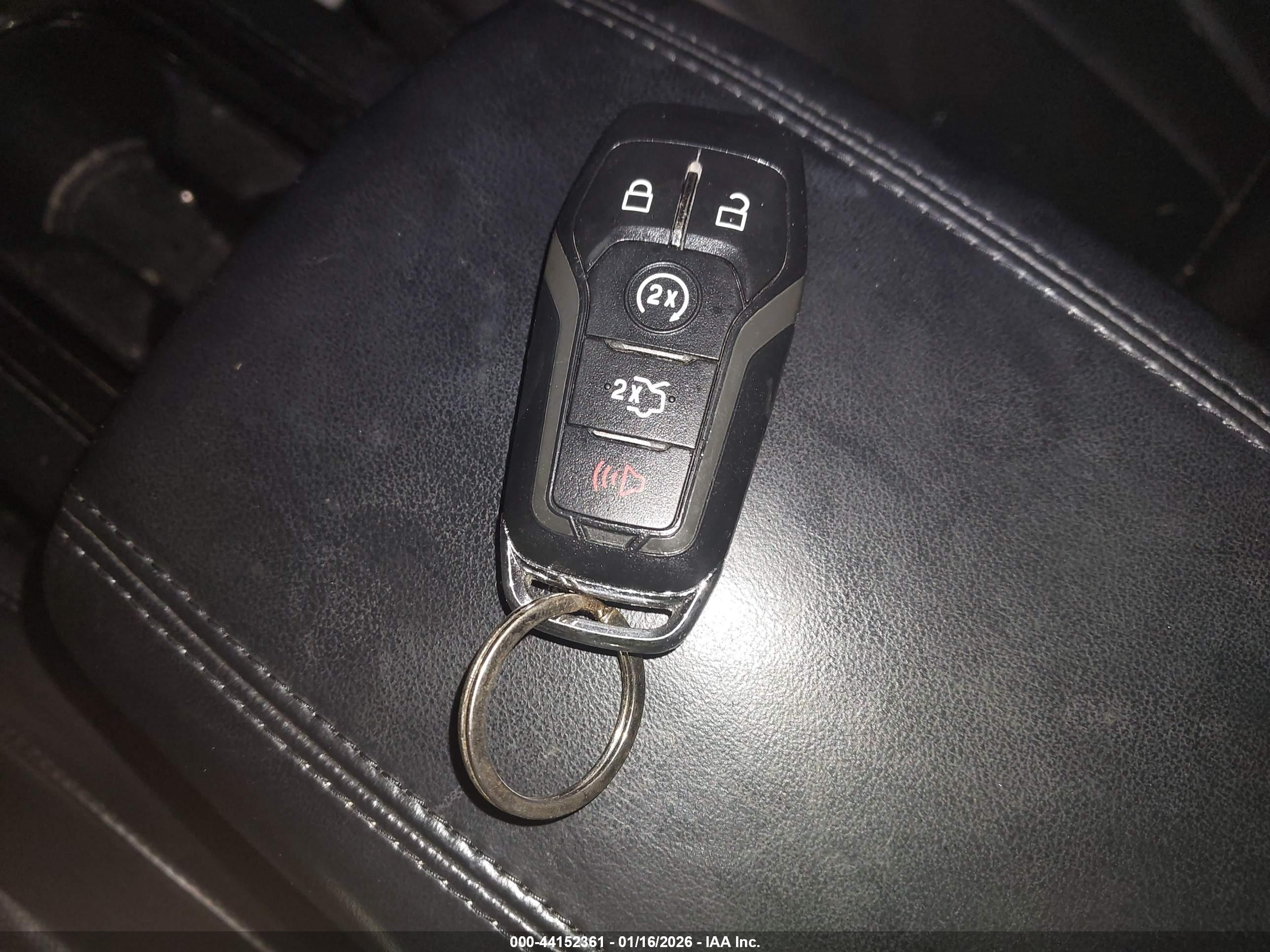 LINCOLN MKC image 11