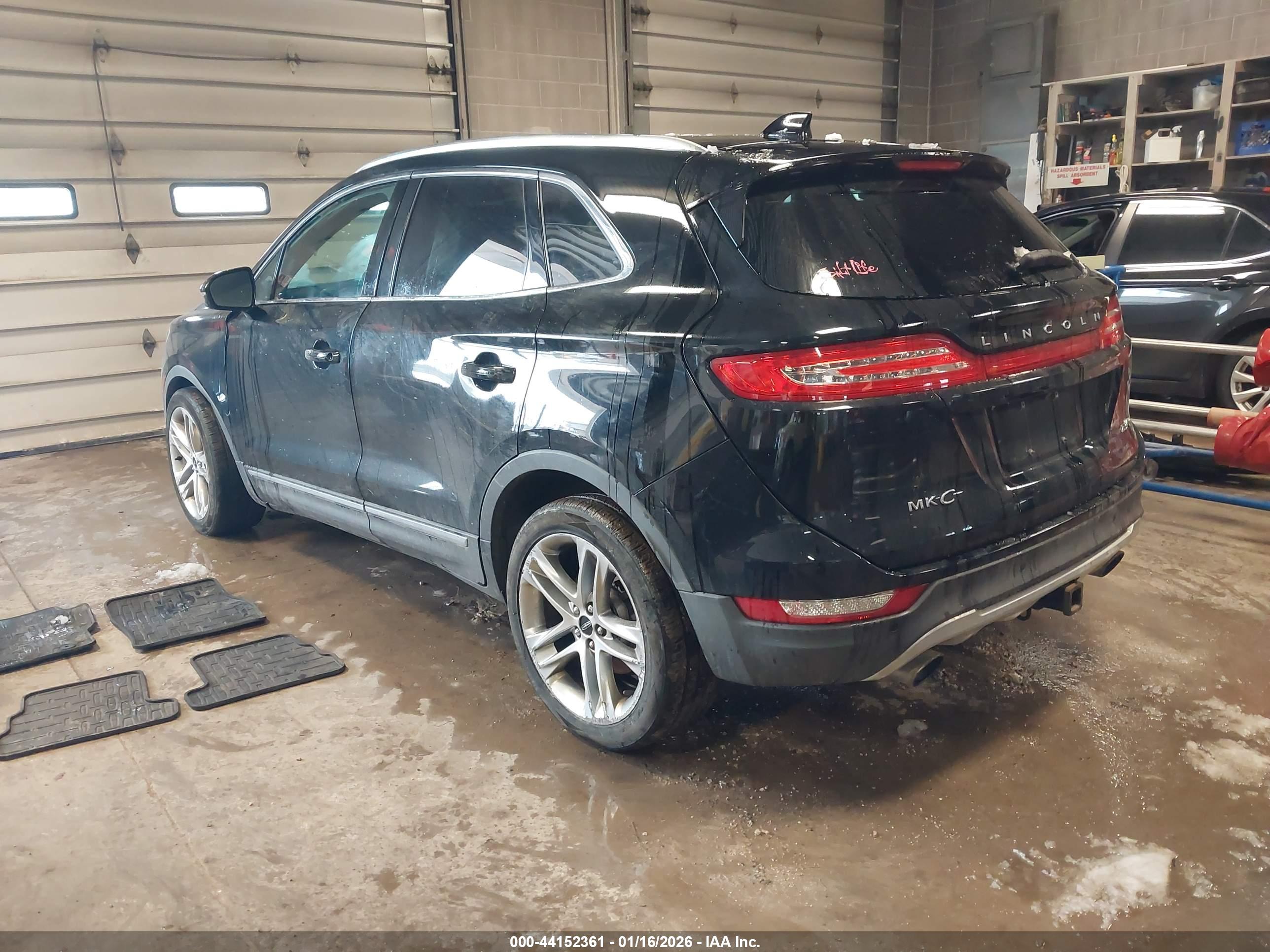LINCOLN MKC image 3