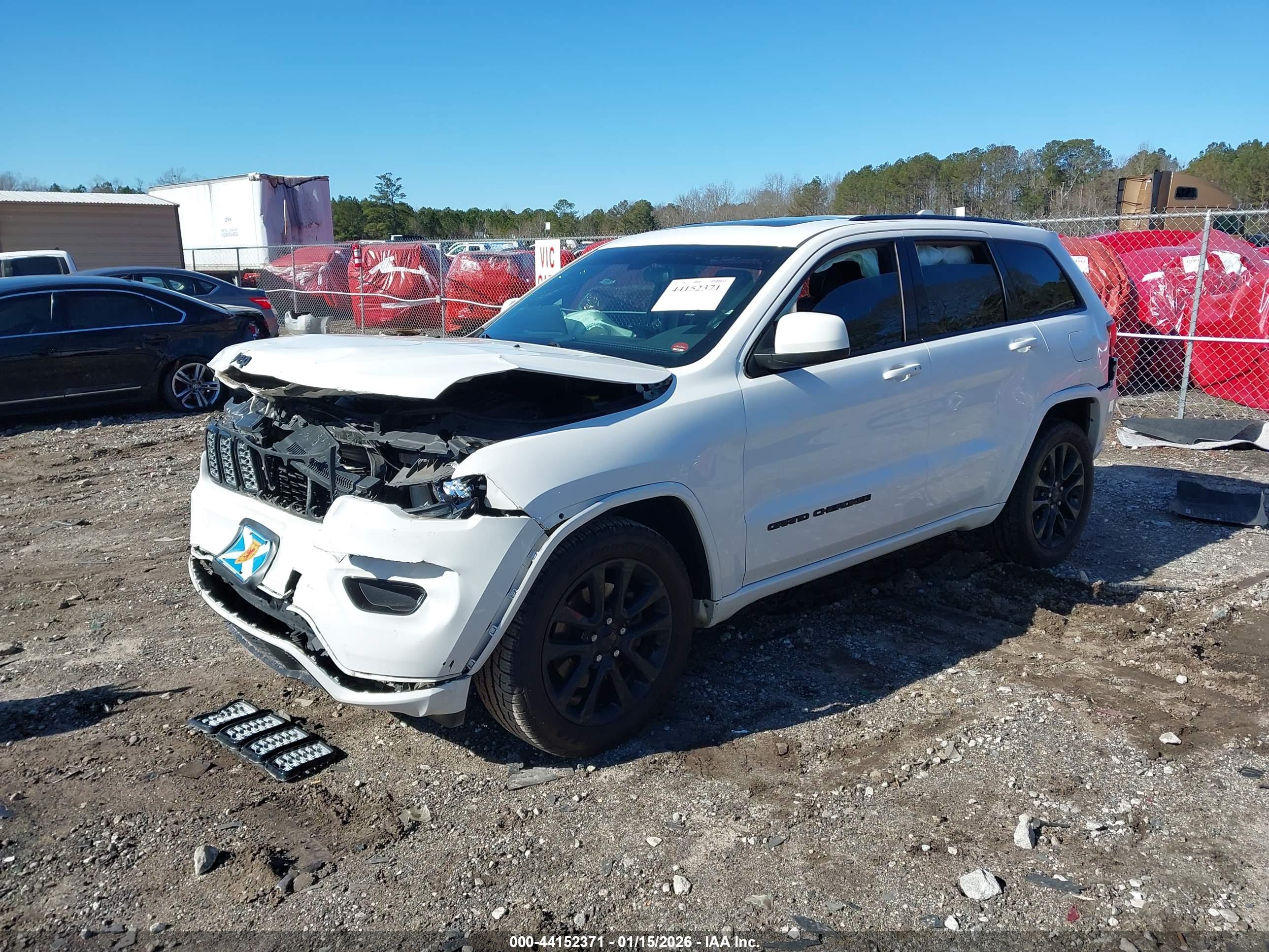 JEEP GRAND image 2