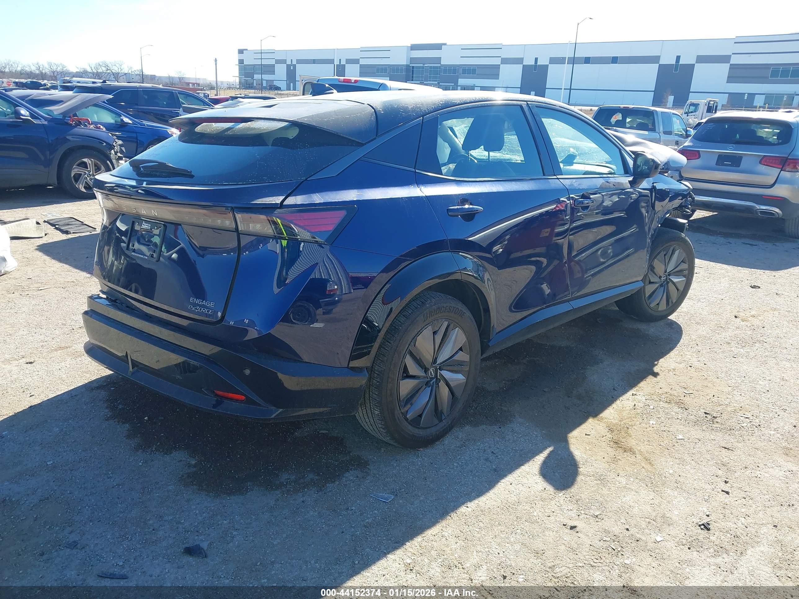 NISSAN ARIYA image 4