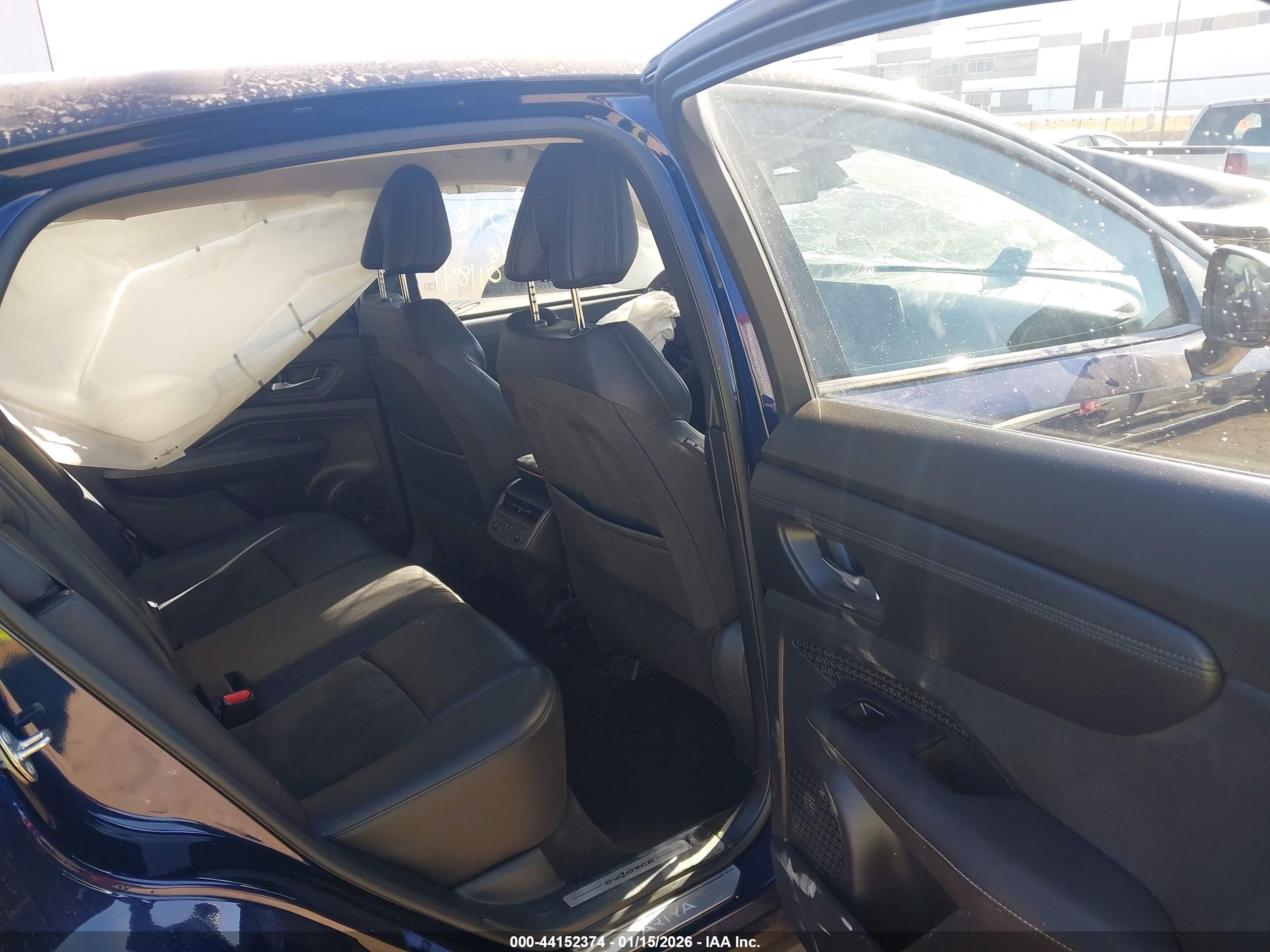 NISSAN ARIYA image 8