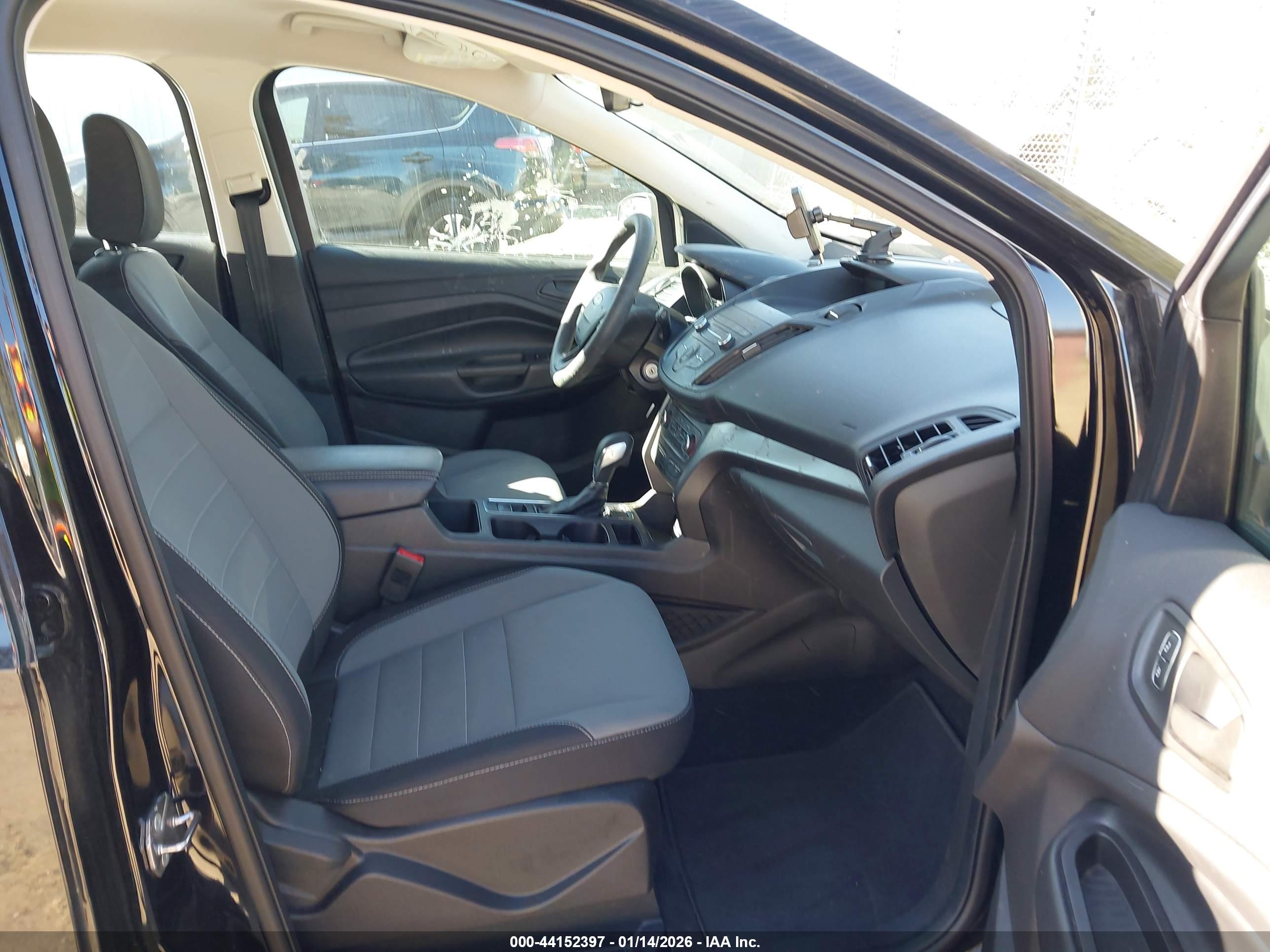 FORD ESCAPE image 5