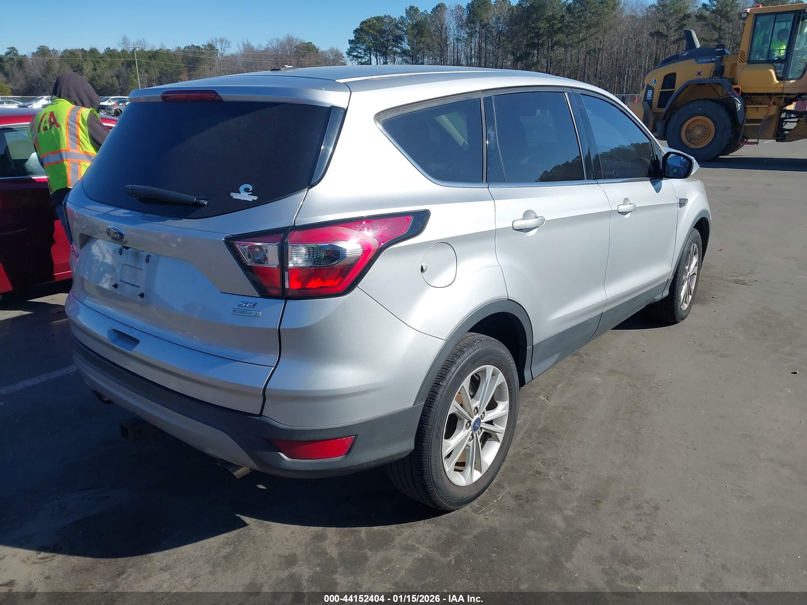 FORD ESCAPE image 4