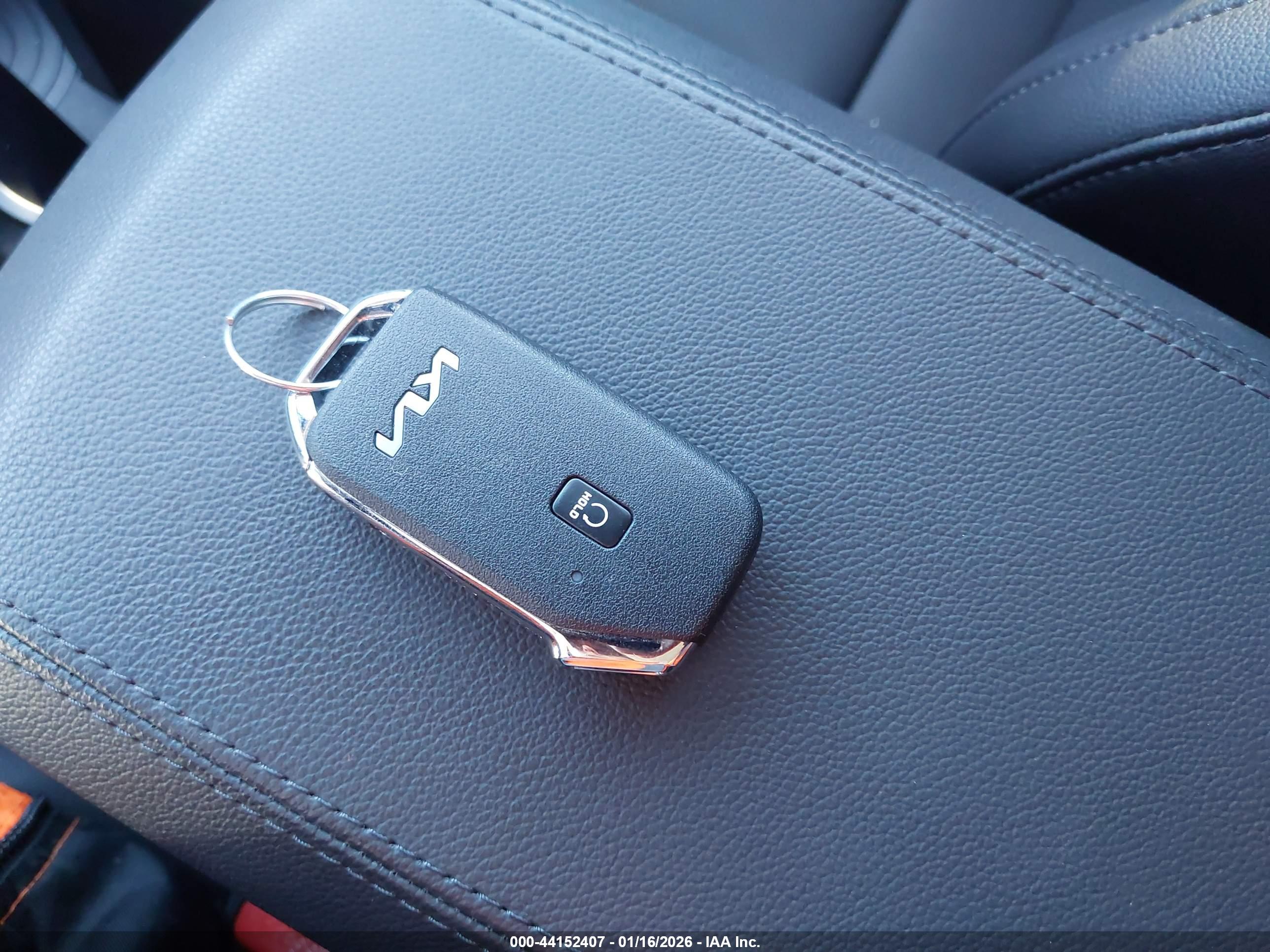 KIA SPORTAGE image 11