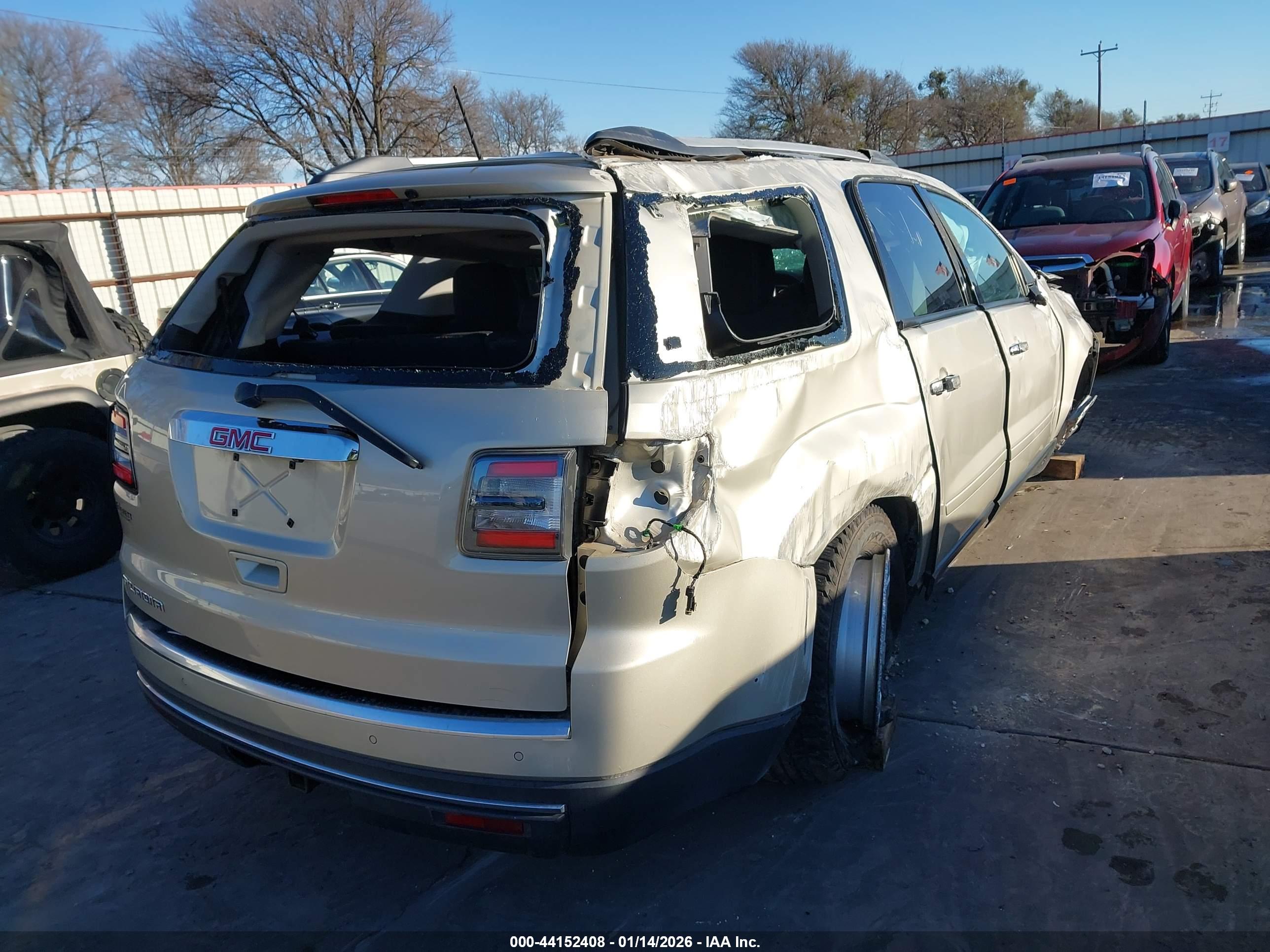 GMC ACADIA image 4