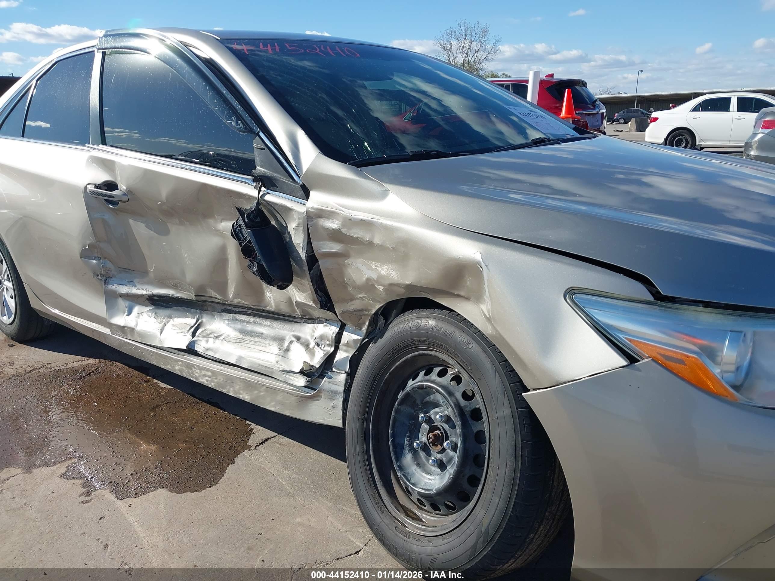 TOYOTA CAMRY image 6