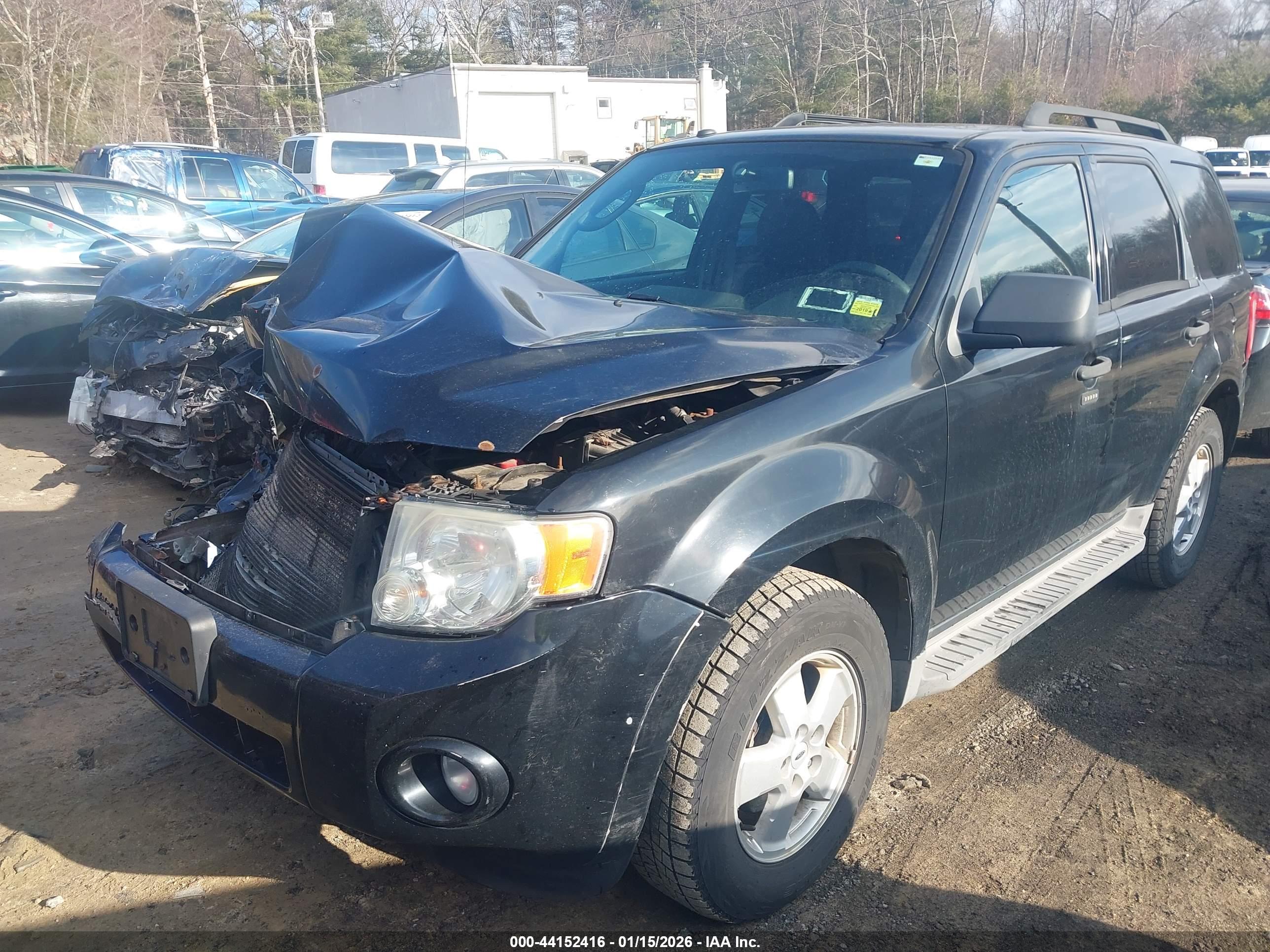 FORD ESCAPE image 2