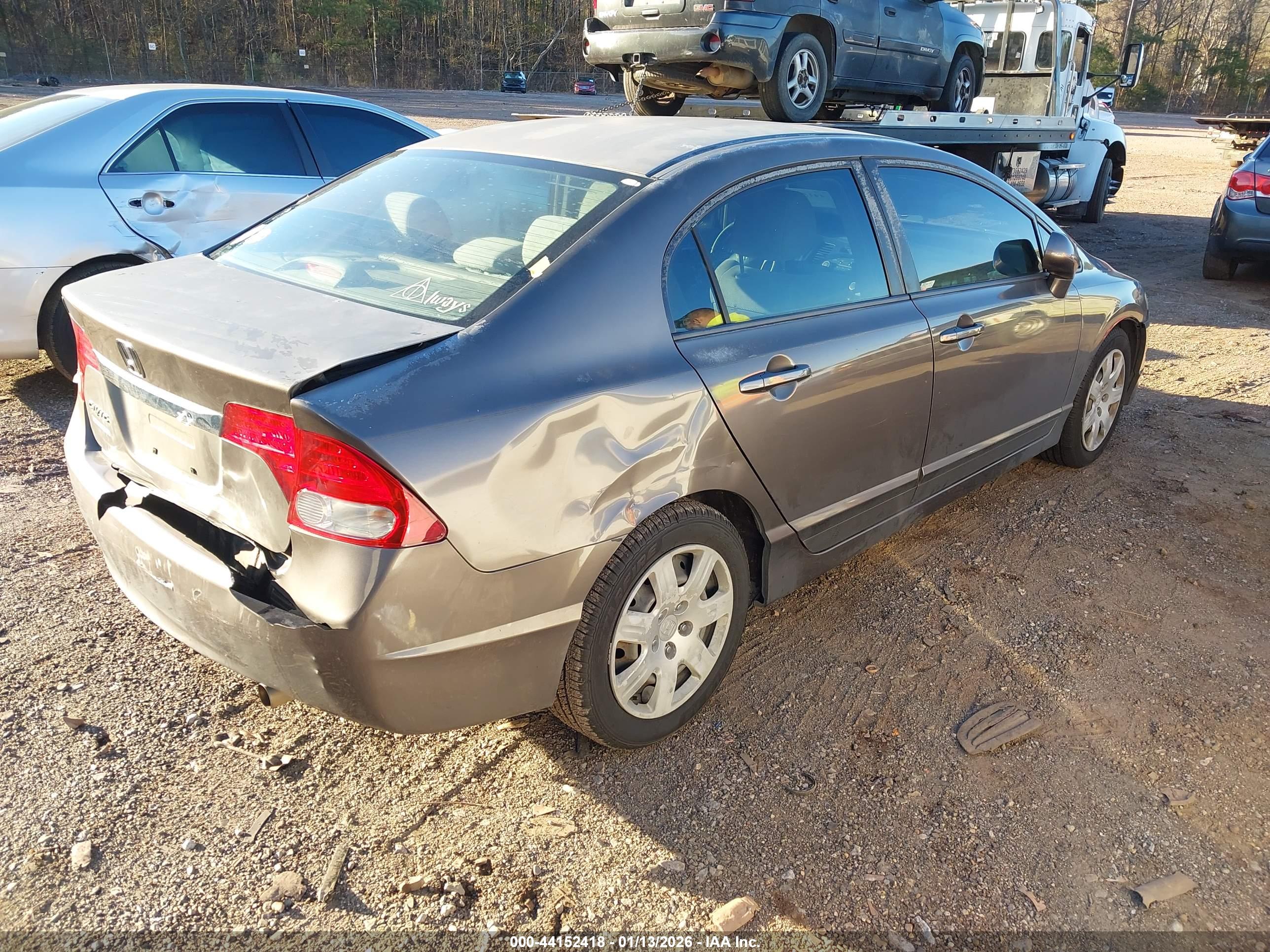 HONDA CIVIC image 4