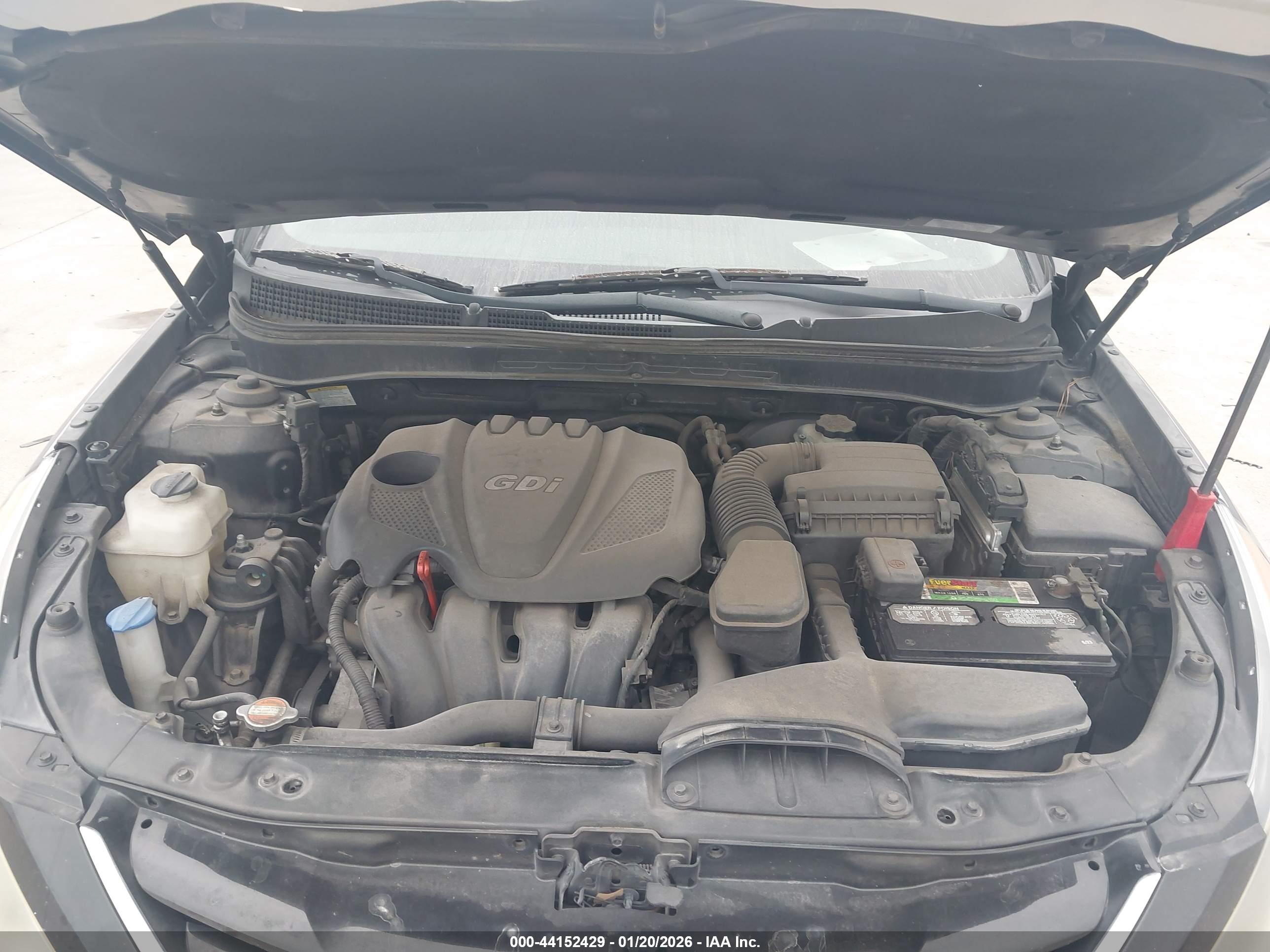 HYUNDAI SONATA image 10