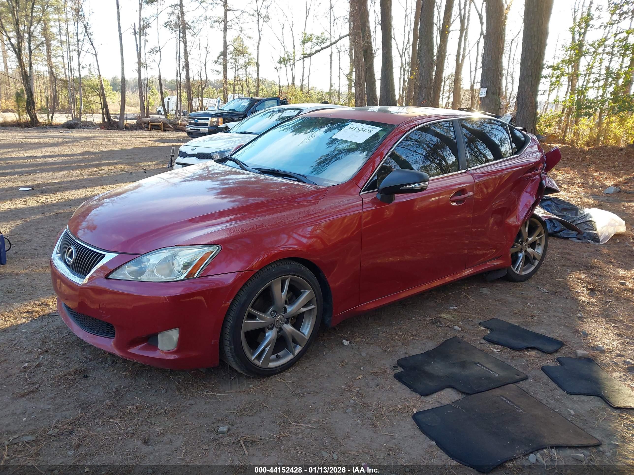 LEXUS IS image 2