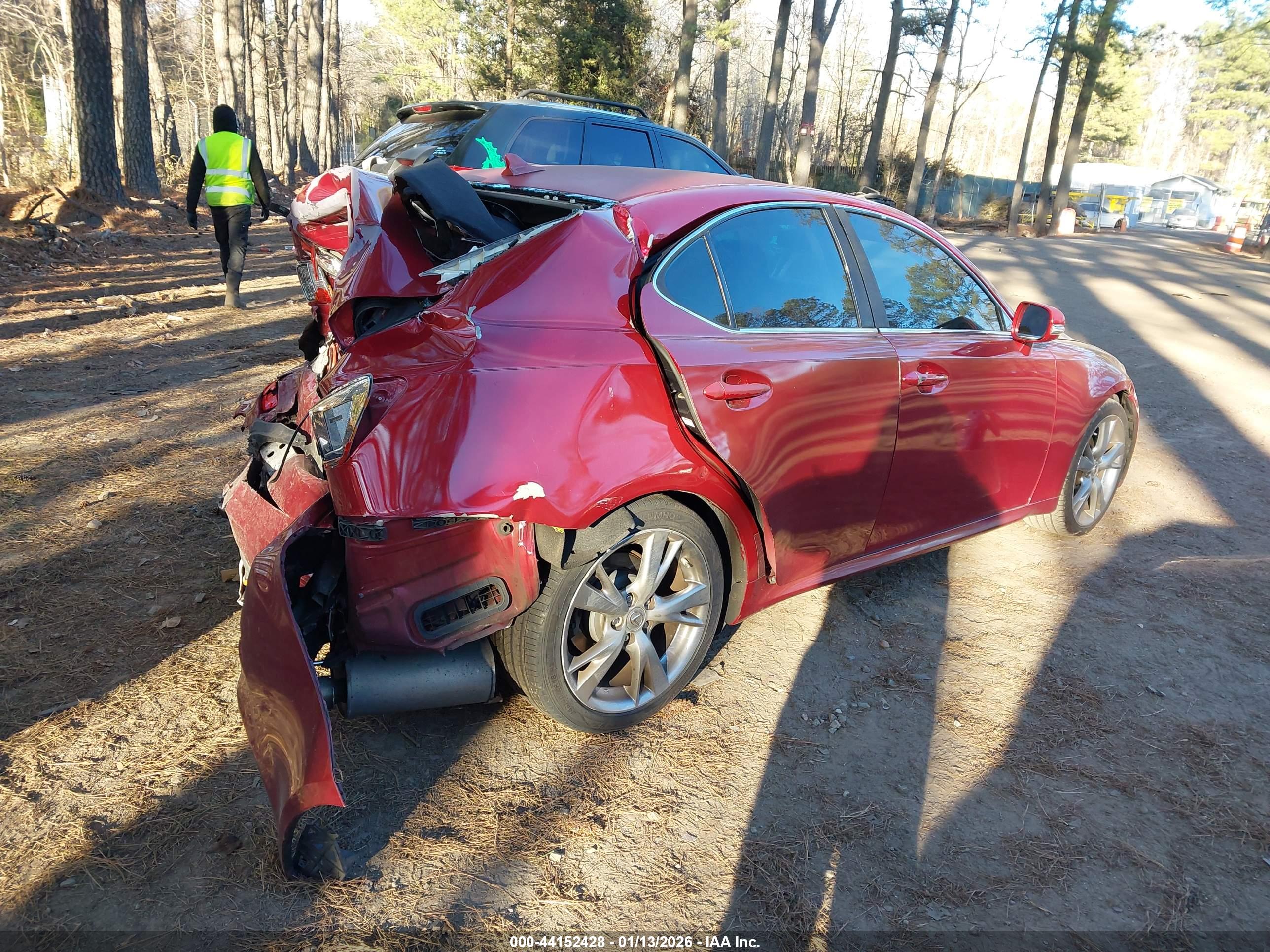 LEXUS IS image 4