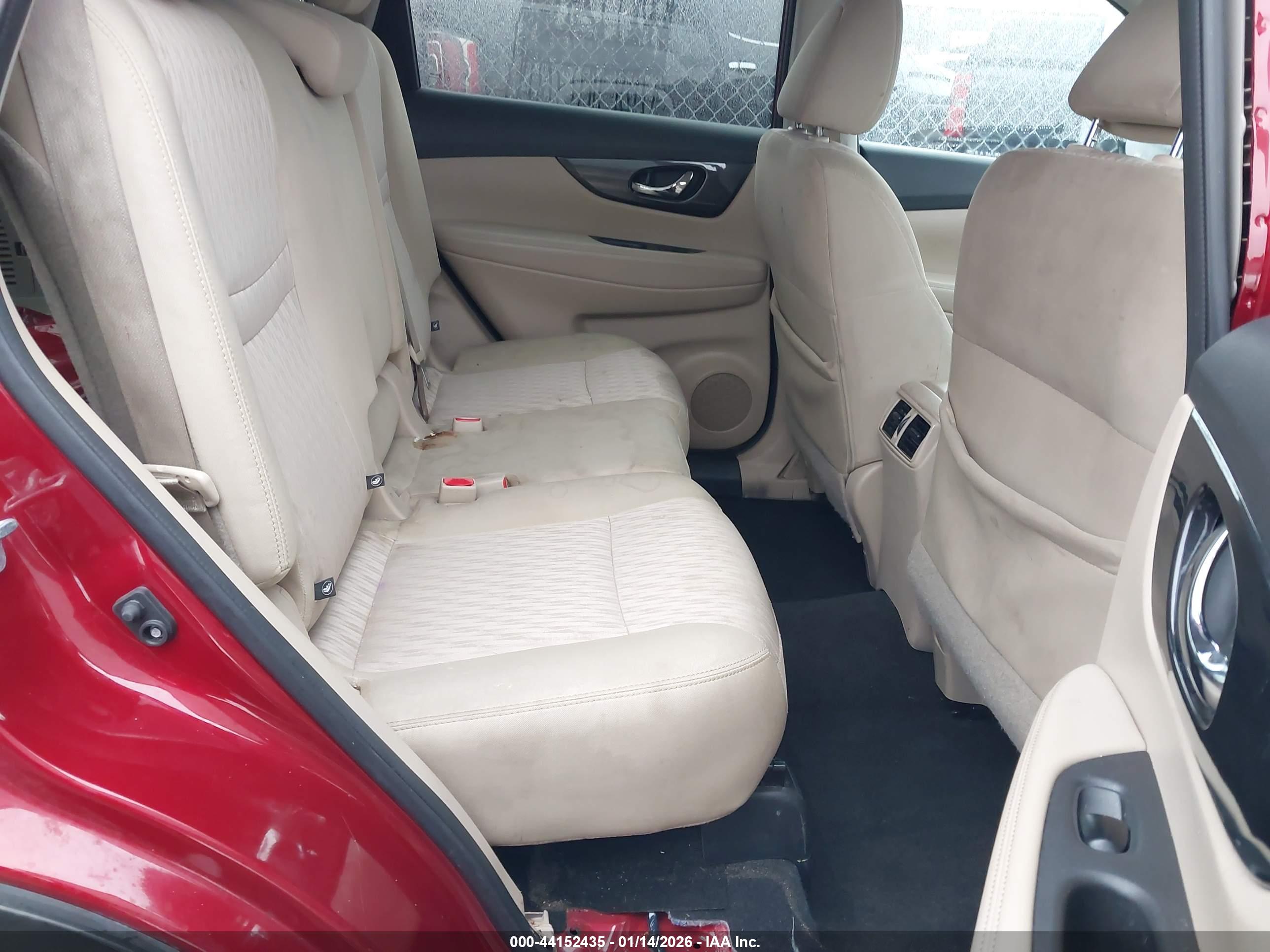 NISSAN ROGUE image 8