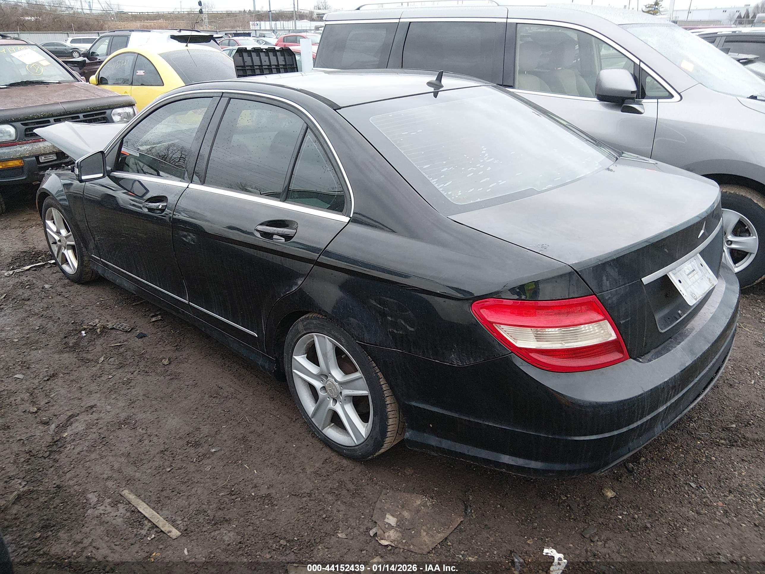 MERCEDES-BENZ C image 3
