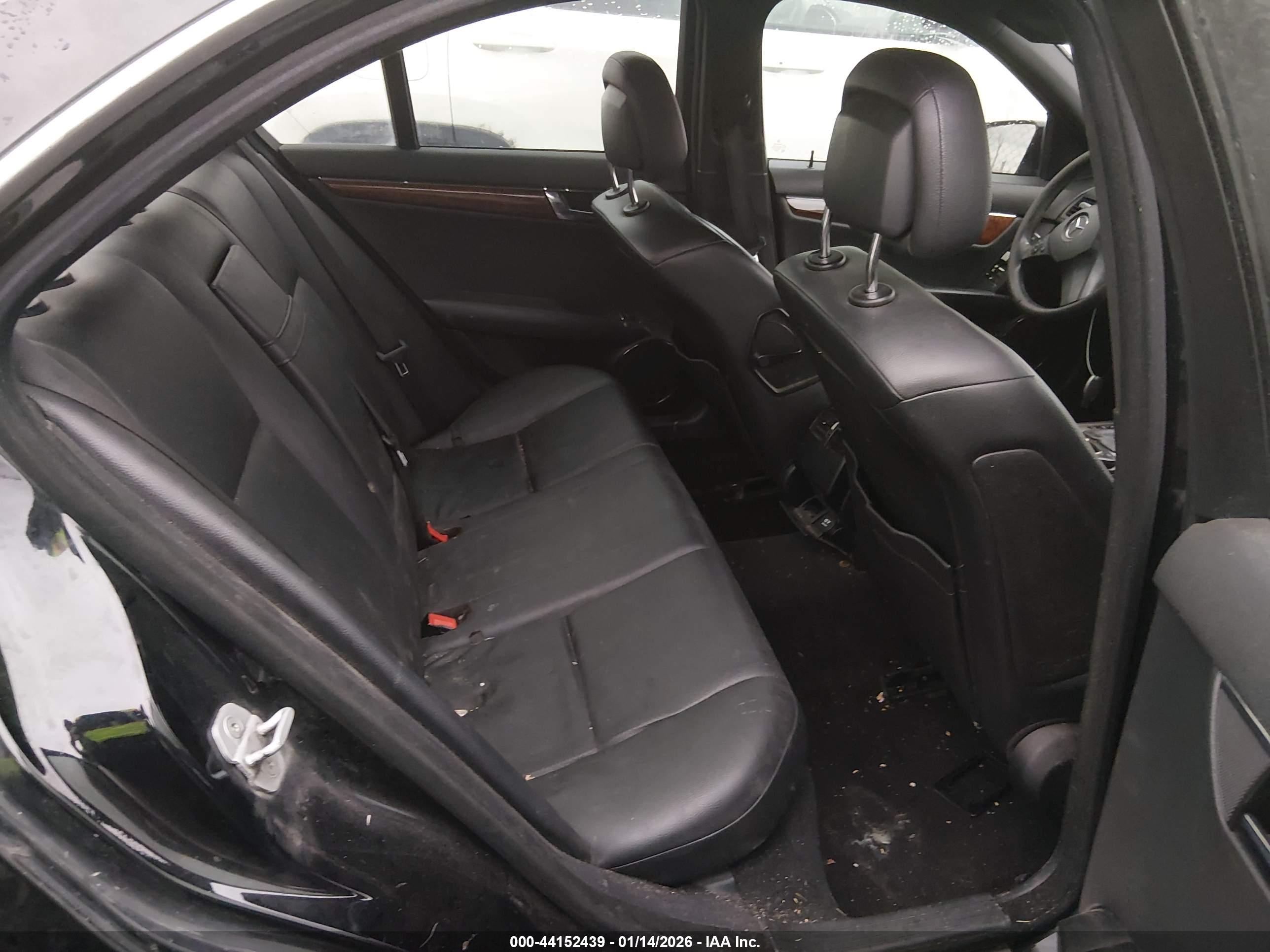 MERCEDES-BENZ C image 8