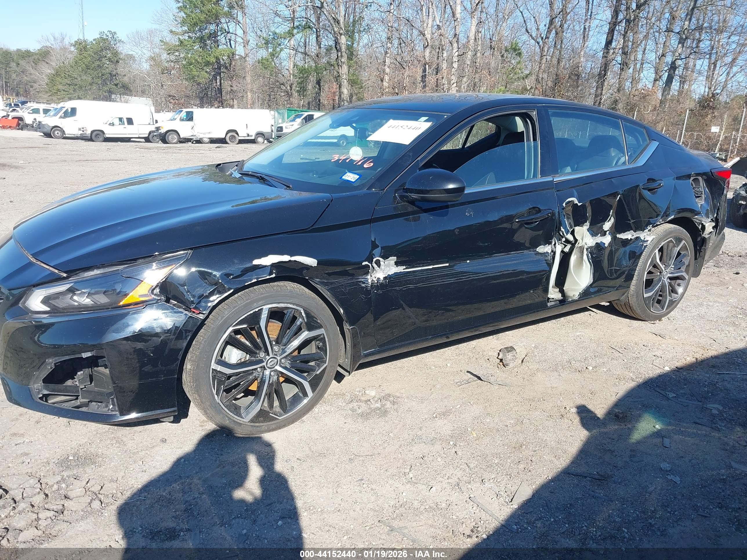 NISSAN ALTIMA image 6
