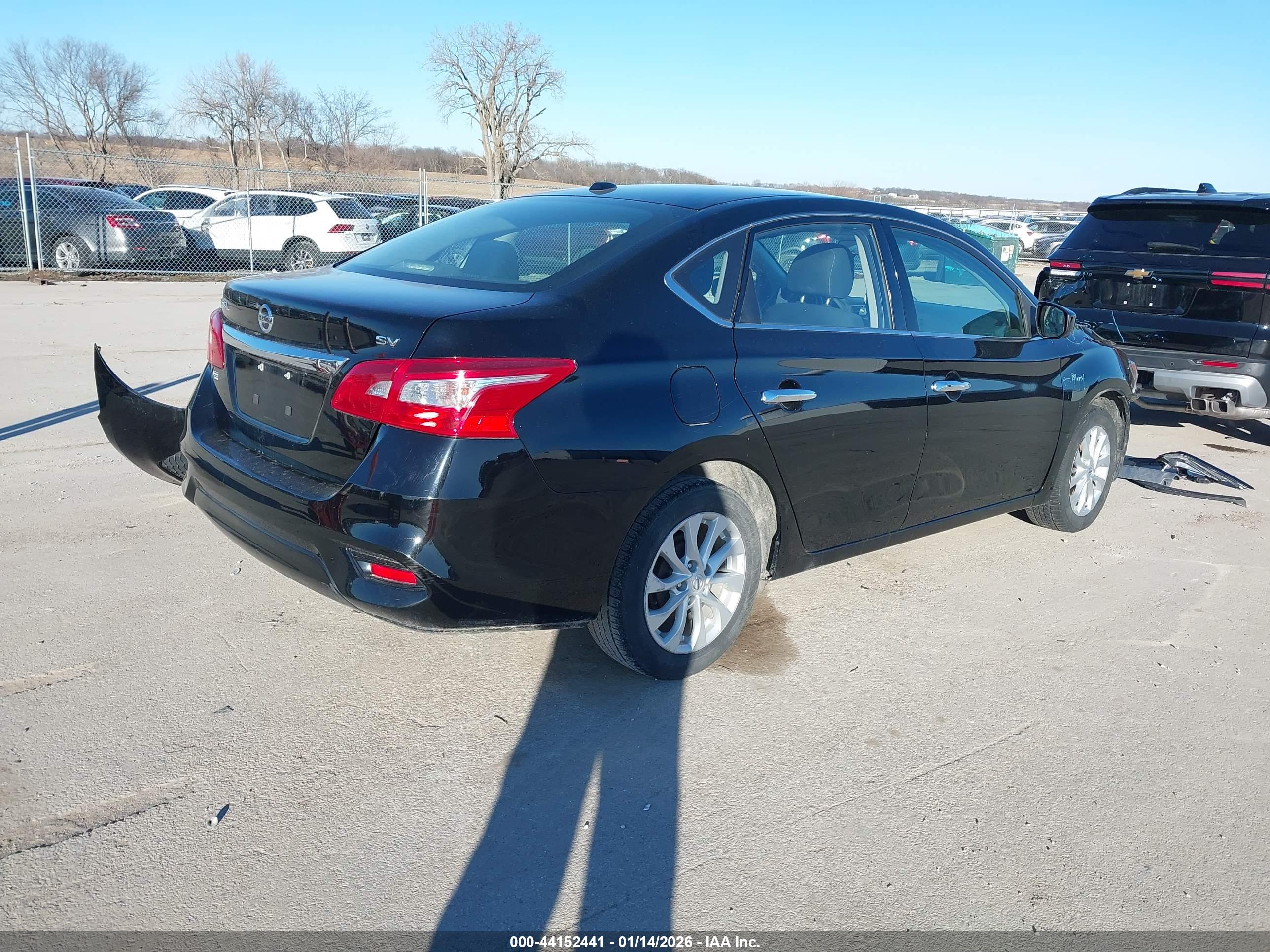 NISSAN SENTRA image 4