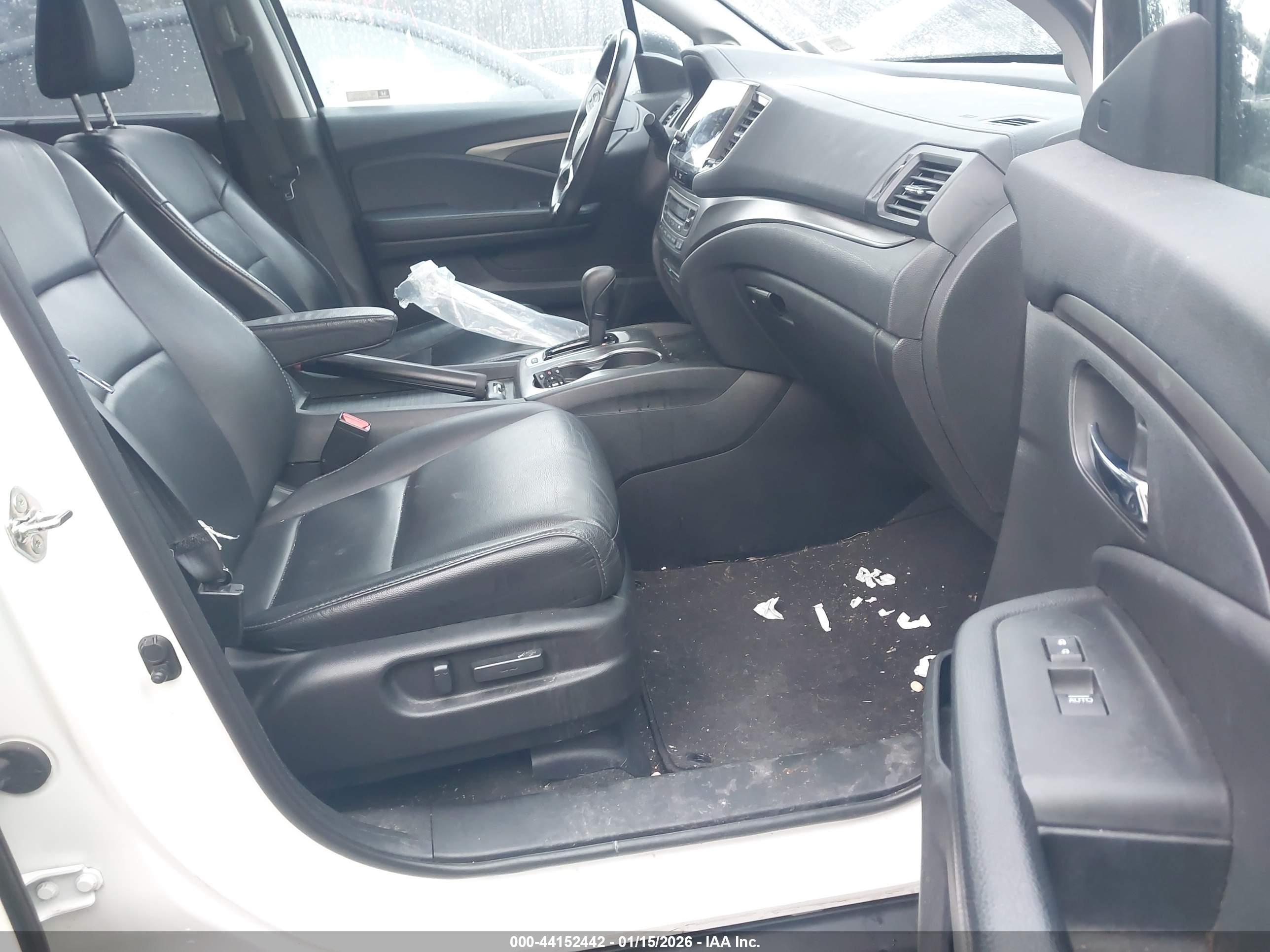HONDA PILOT image 5