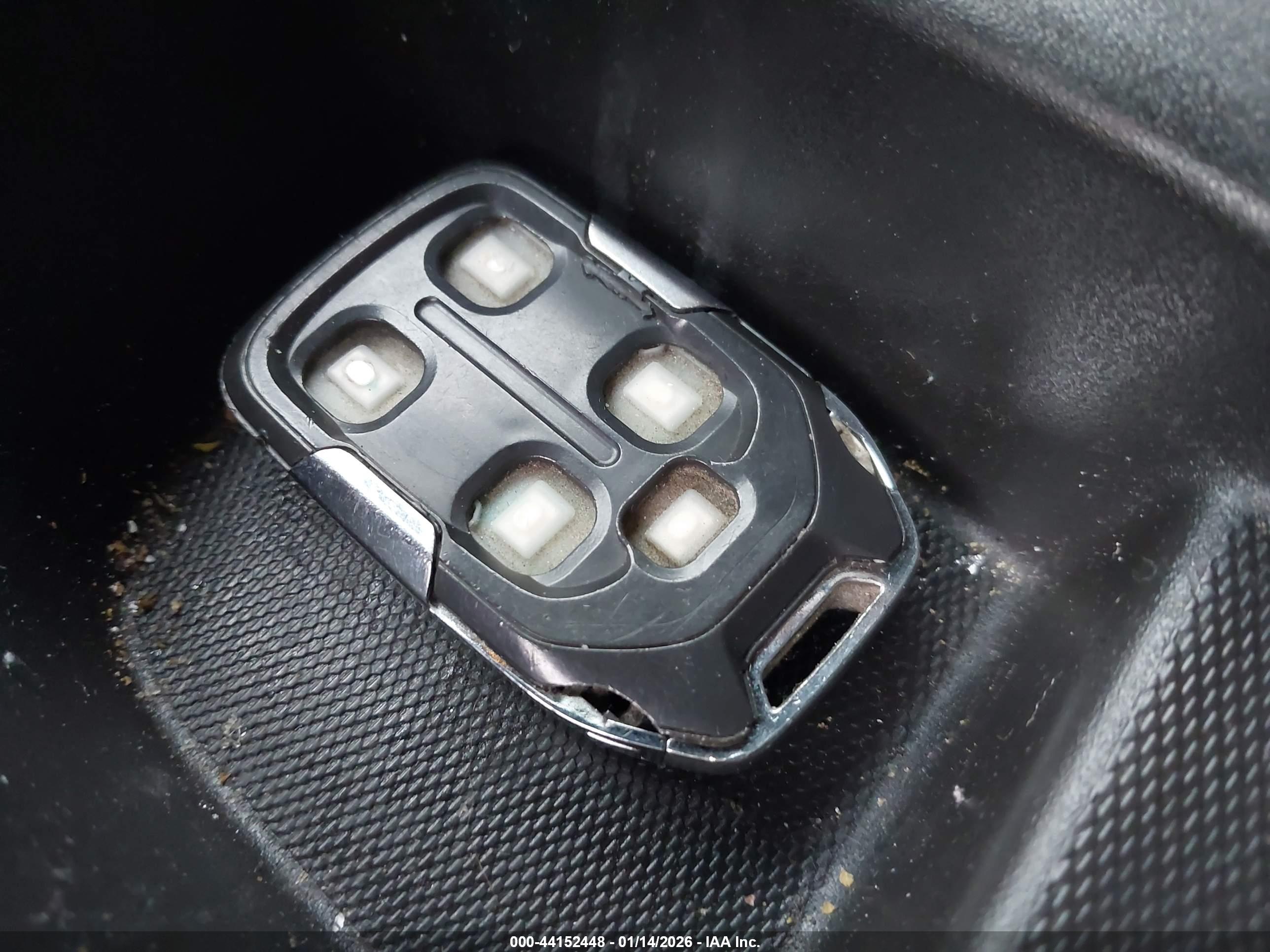 CHEVROLET SILVERADO image 11