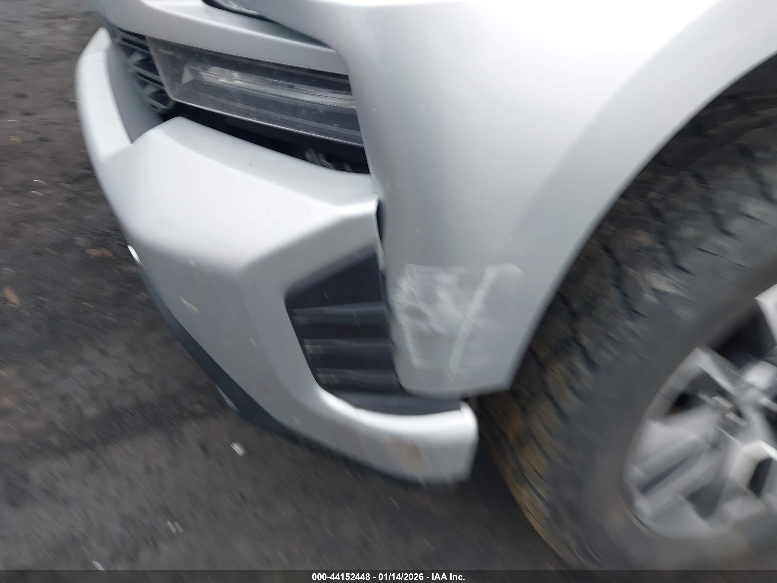 CHEVROLET SILVERADO image 6